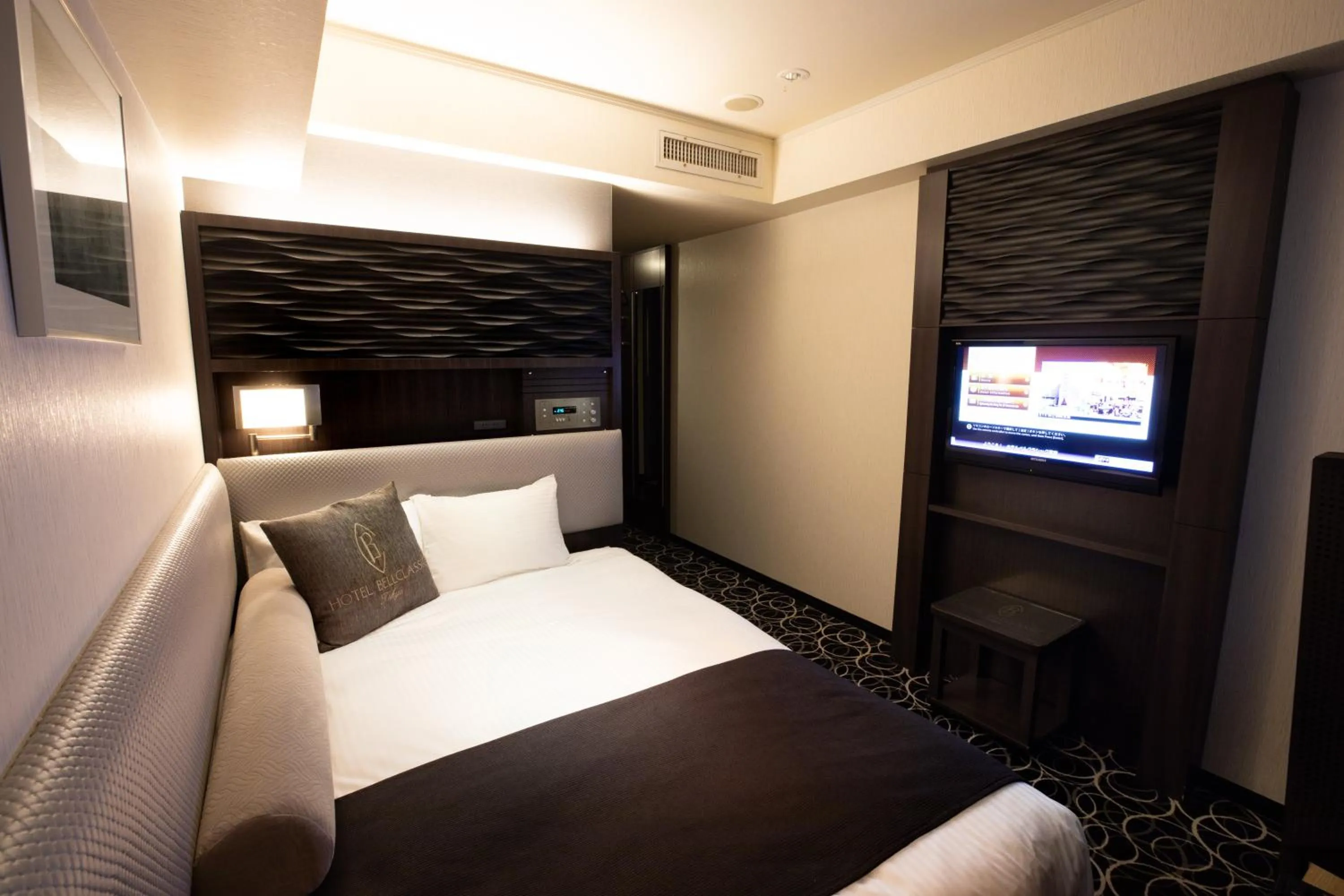 Bedroom, Bed in Hotel Bellclassic Tokyo