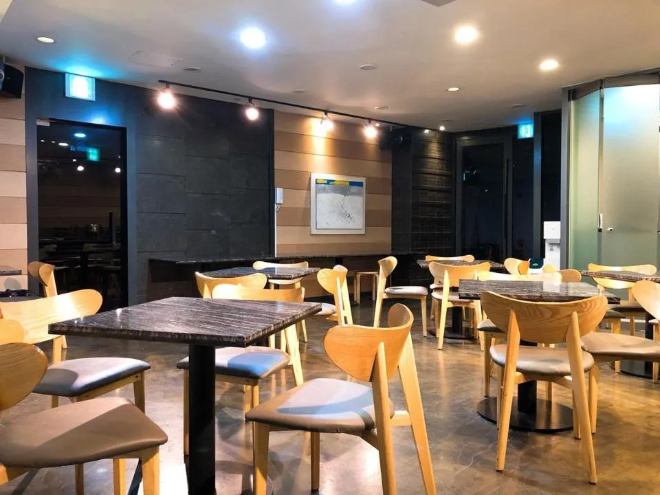 Seating area in Hotel ON