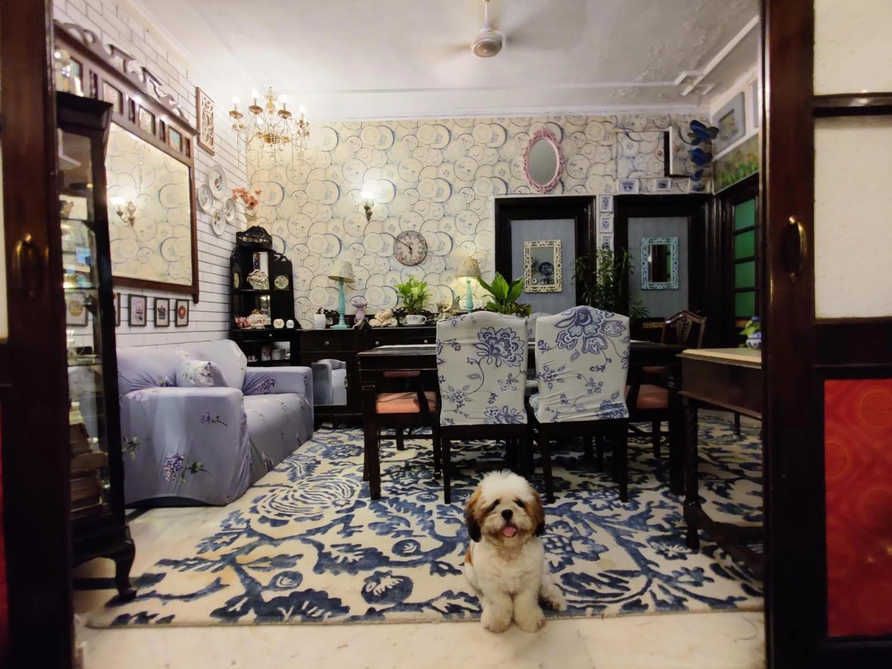 Seating area in On The House - Bed and Breakfast
