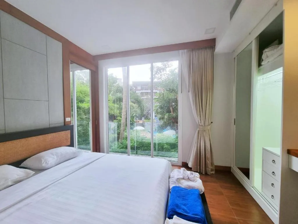 Photo of the whole room, Bed in Q Kata Residence