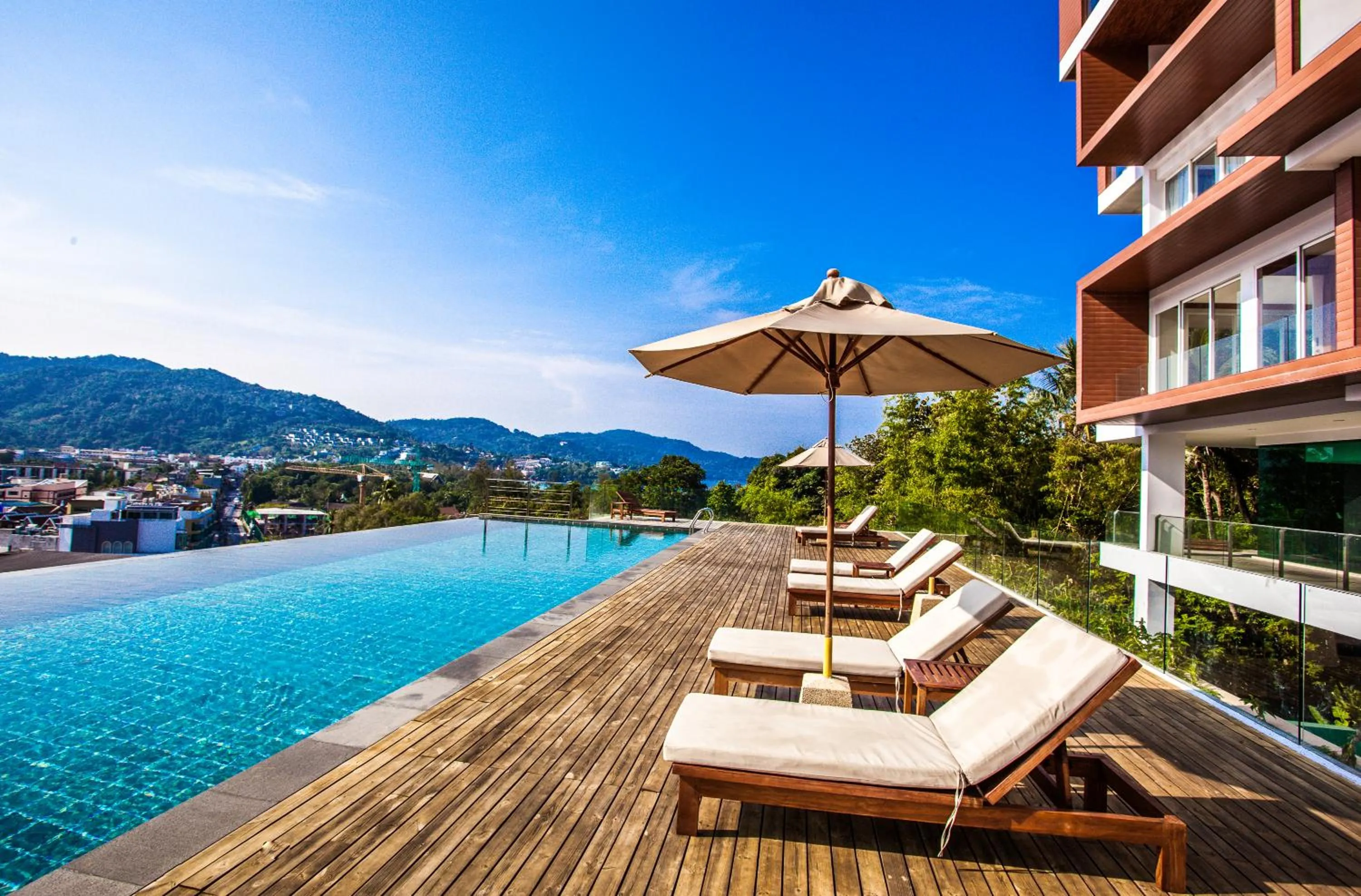 Mountain view in Q Kata Residence