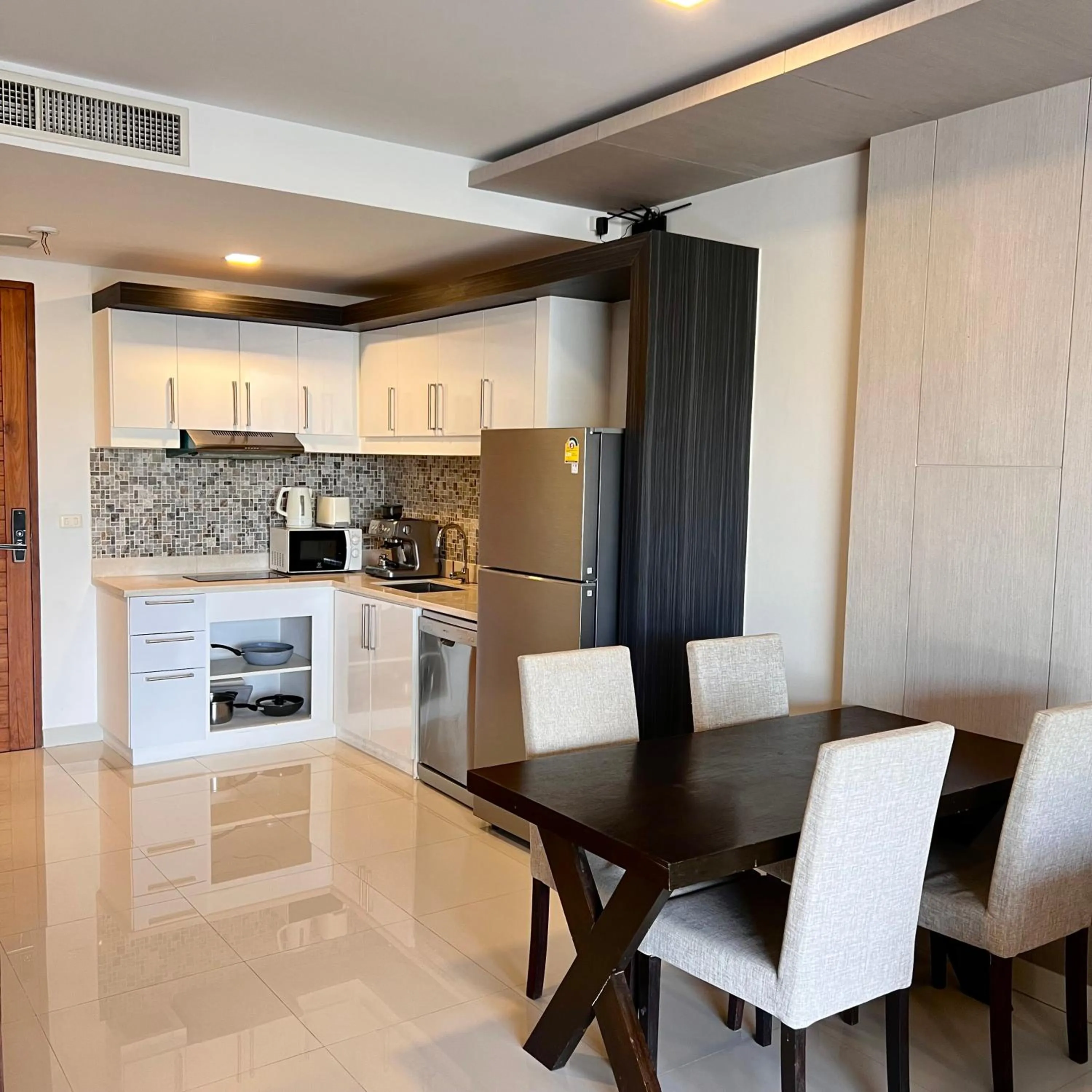 Kitchen or kitchenette in Q Kata Residence