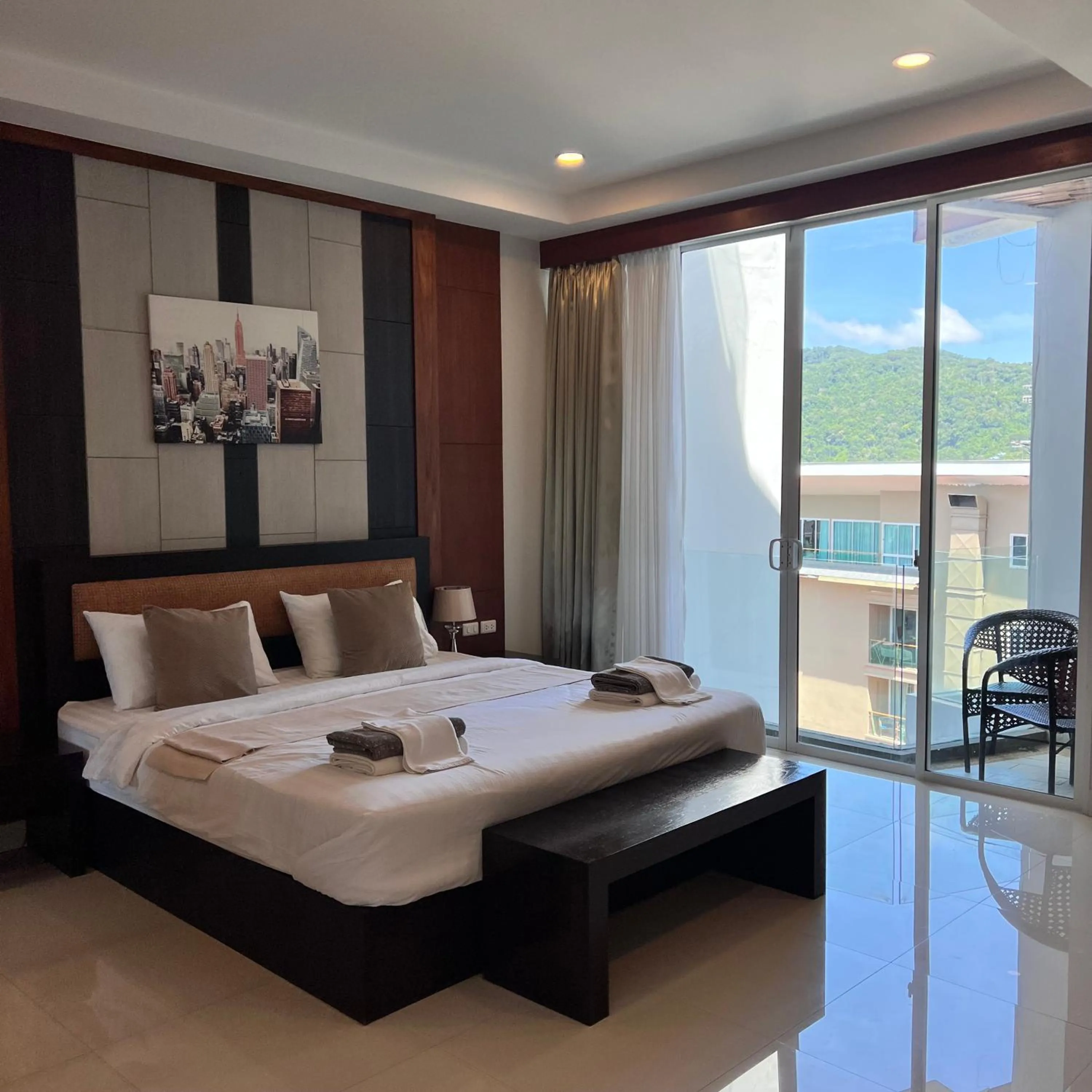 Balcony/Terrace, Bed in Q Kata Residence