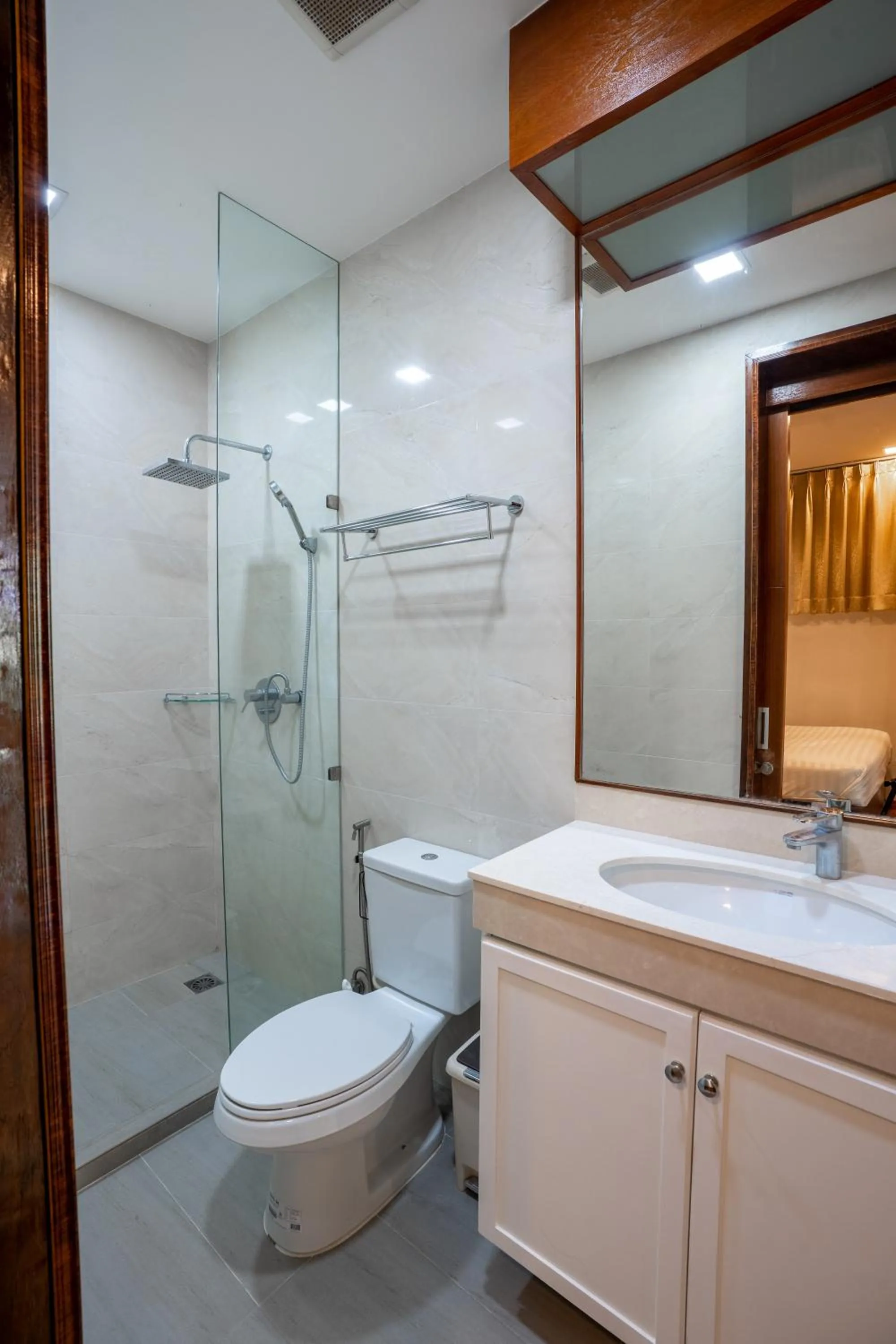 Bath in Q Kata Residence