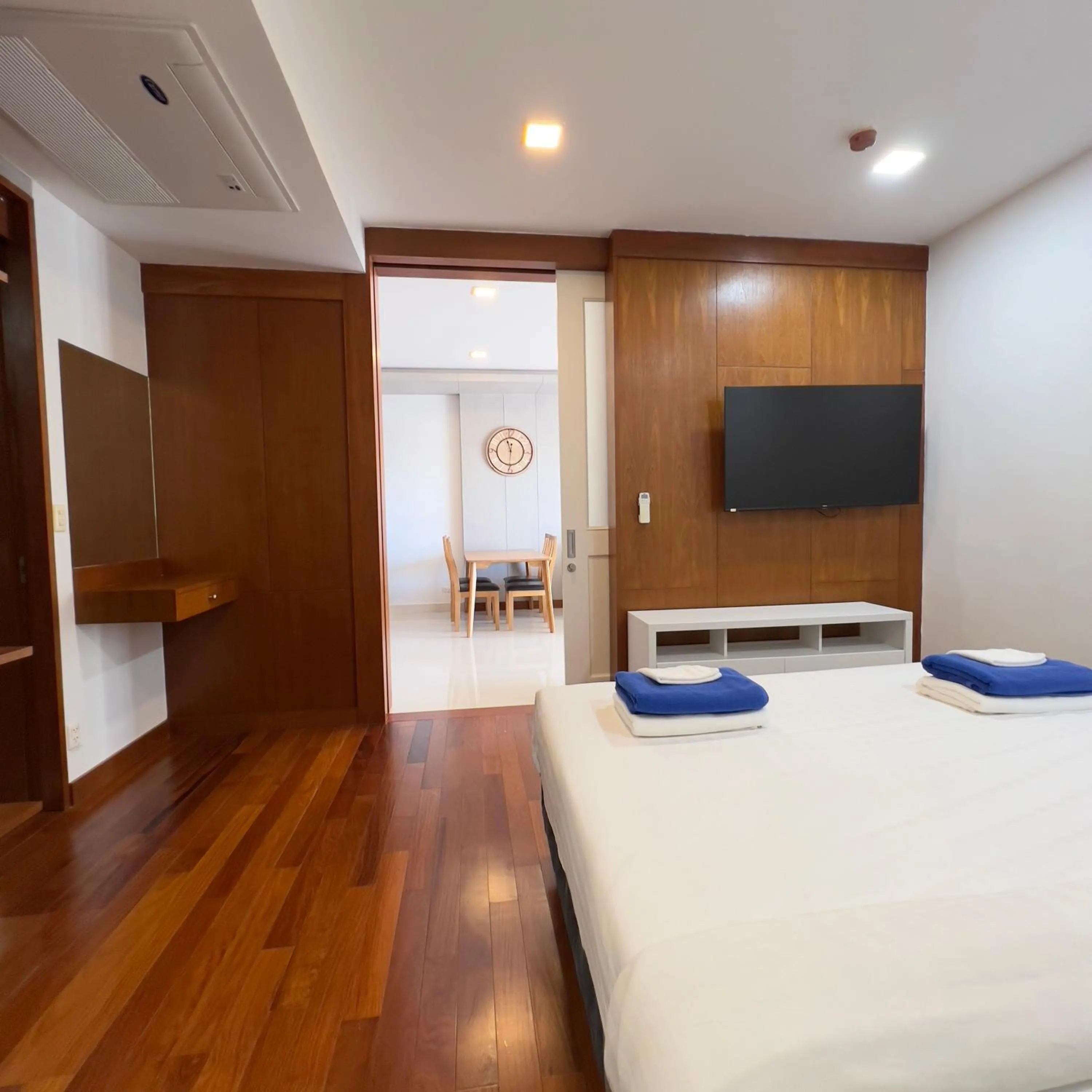 Bed in Q Kata Residence