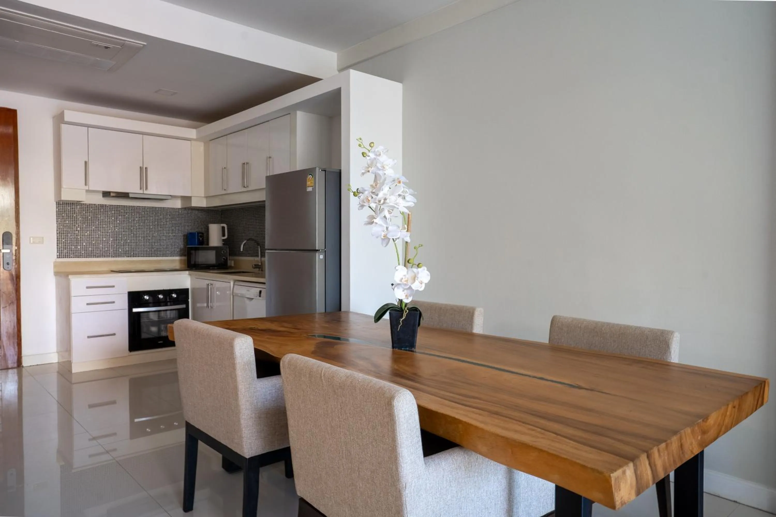 Kitchen or kitchenette in Q Kata Residence