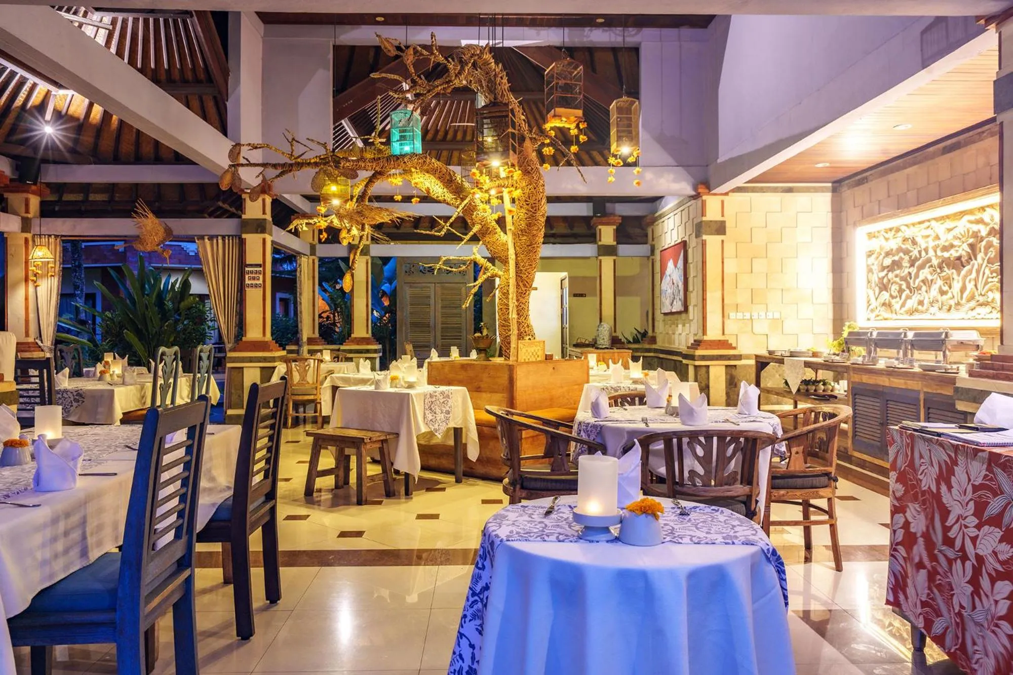 Restaurant/places to eat in Rama Phala Resort & Spa