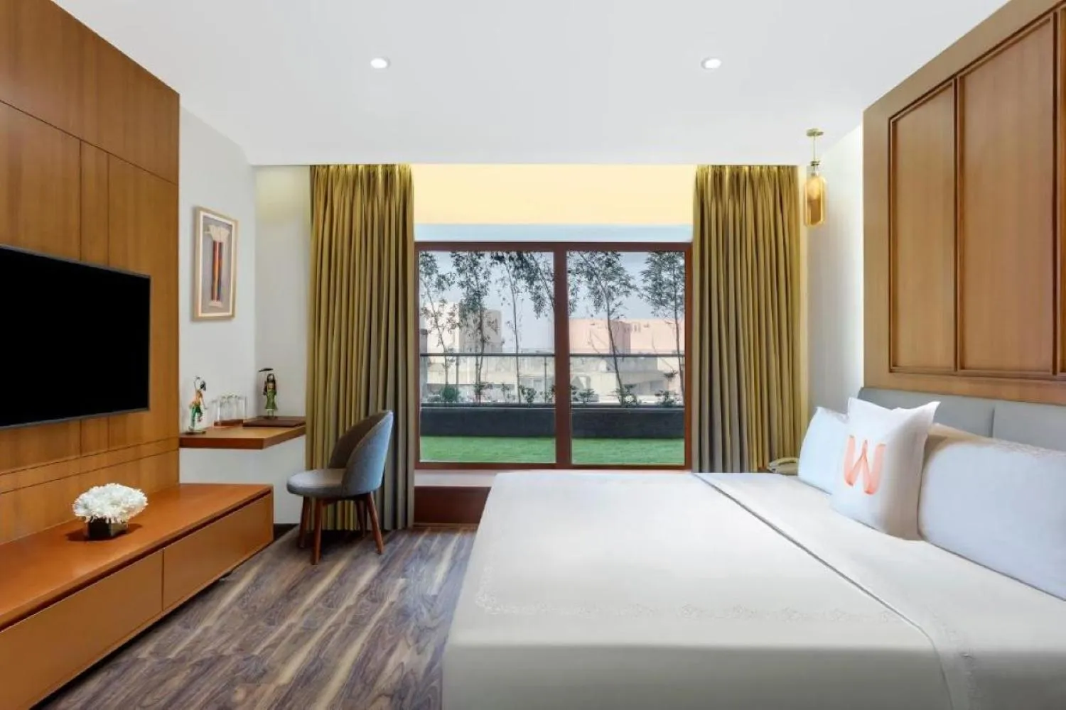 Bedroom, Bed in Welcomhotel by ITC Hotels, Ashram Road, Ahmedabad