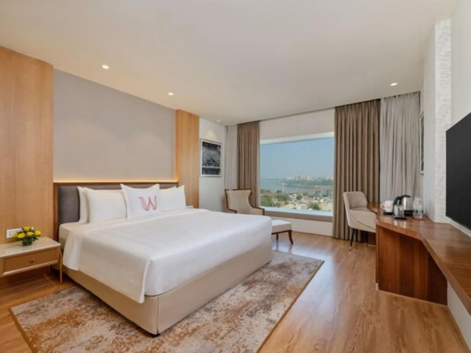 Bed in Welcomhotel by ITC Hotels, Ashram Road, Ahmedabad