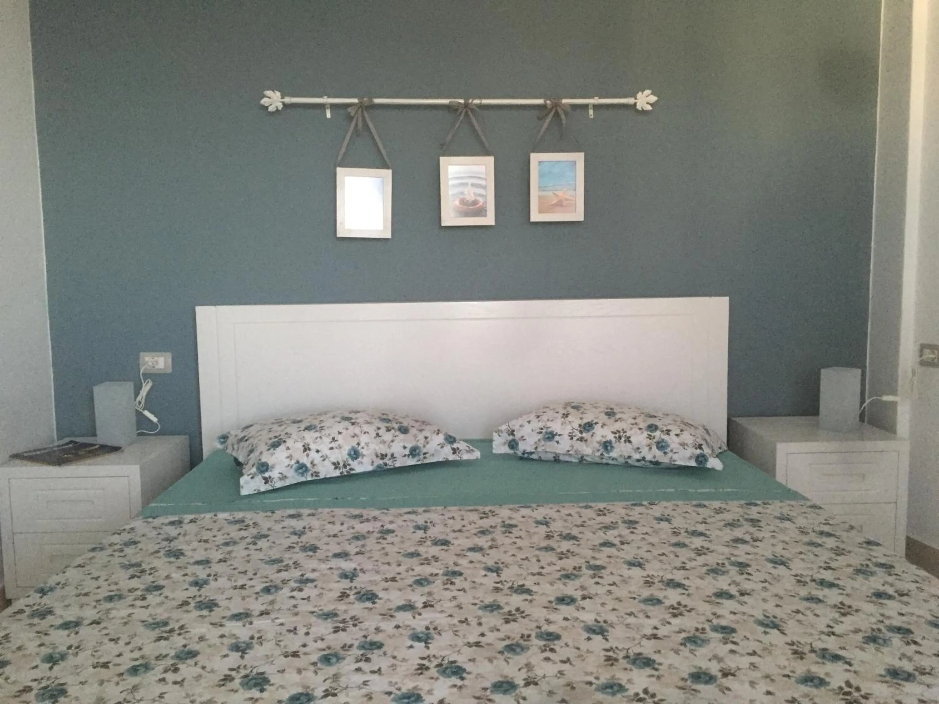 Bed in Aldi`s Guest House