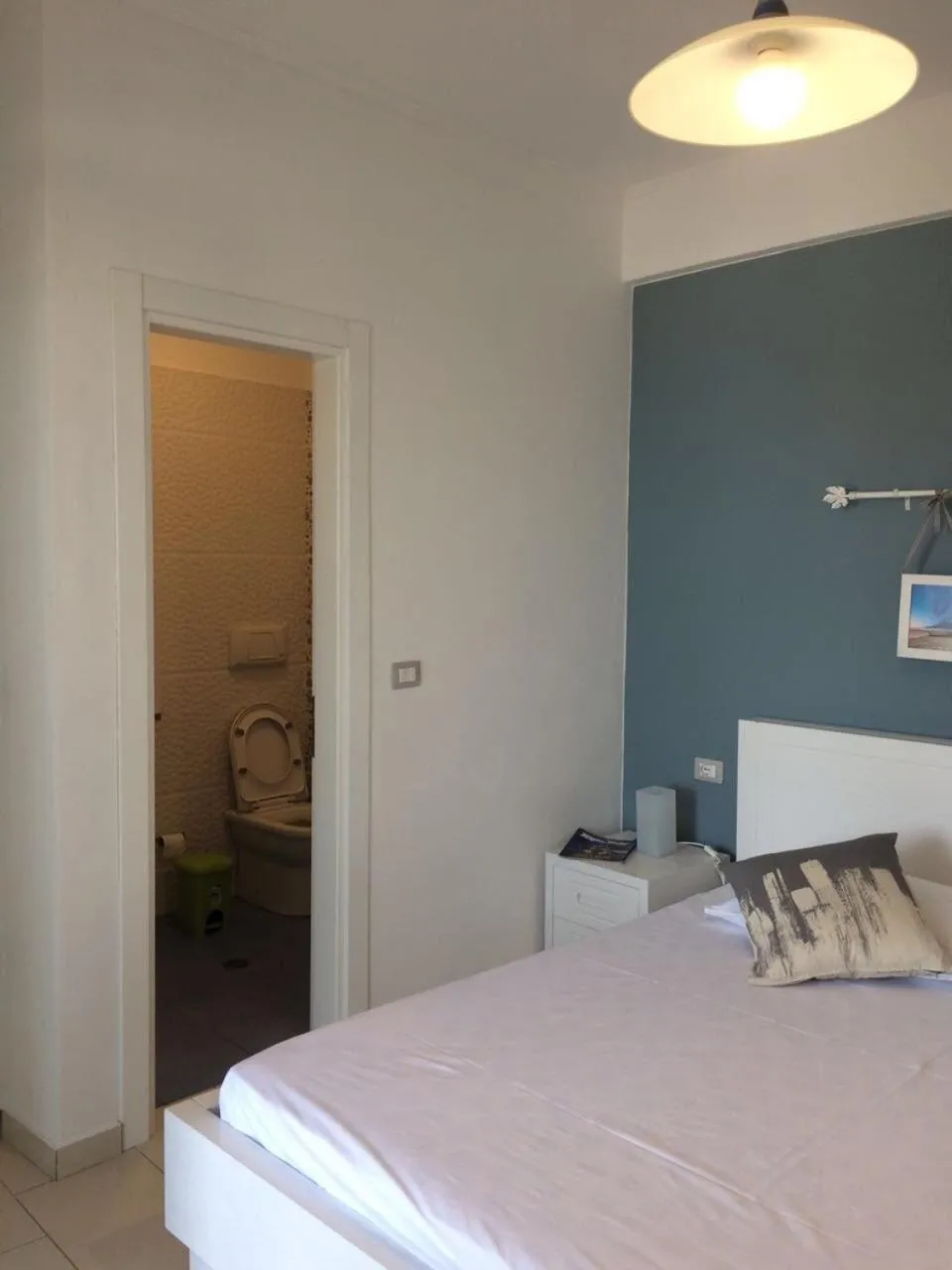 Bed in Aldi`s Guest House