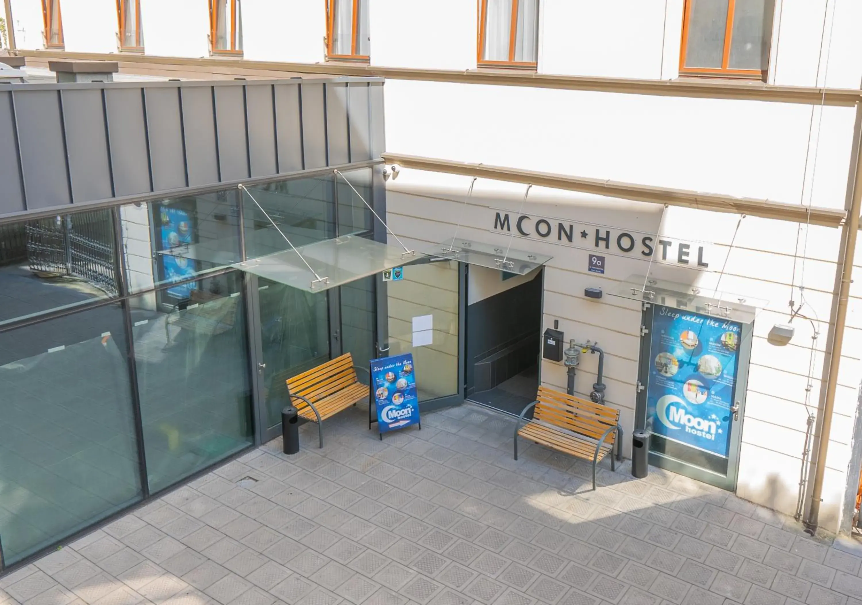 Quiet street view in Moon Hostel Poznań Quiet street view in Moon Hostel Poznań