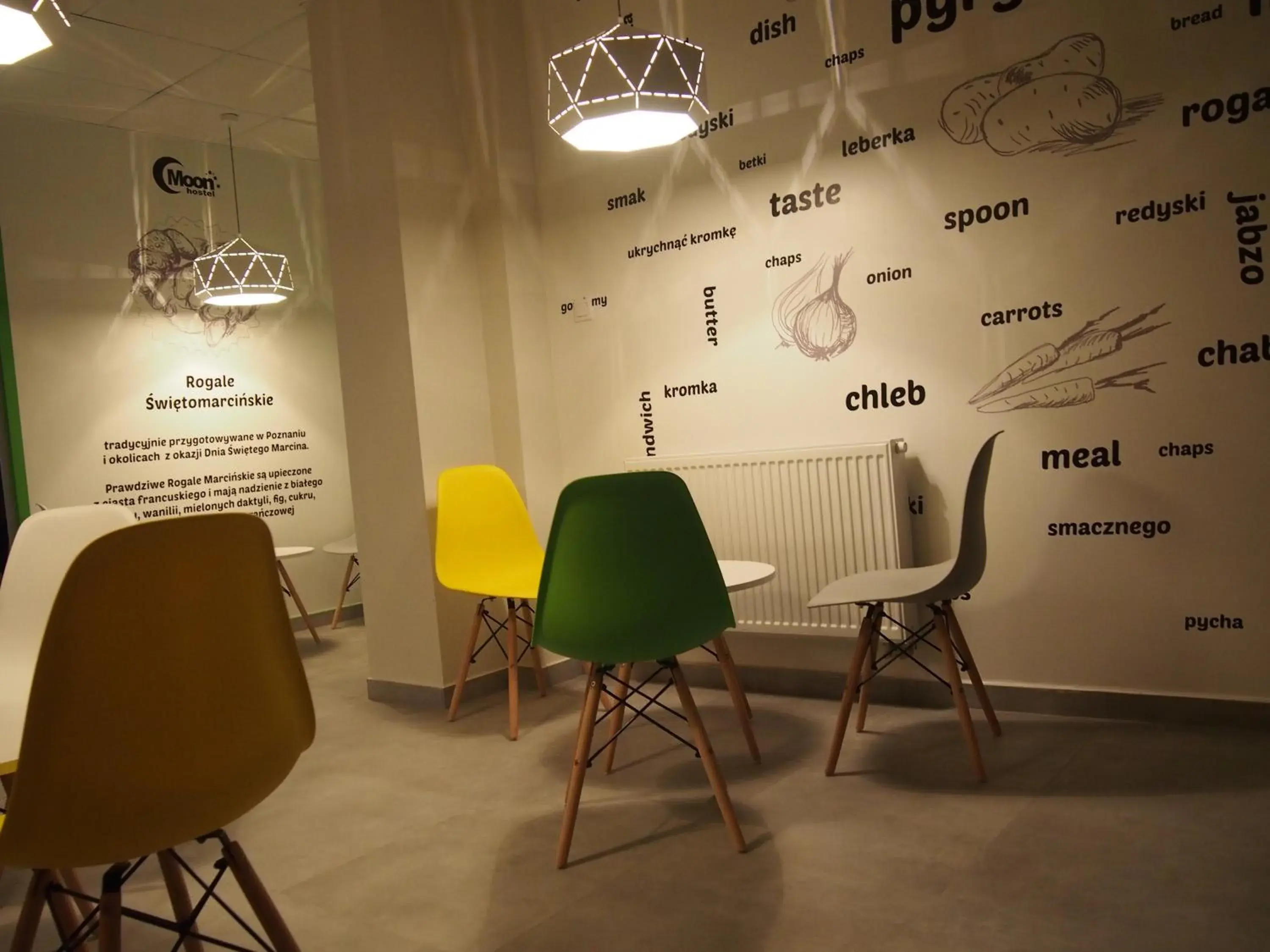 Food and drinks in Moon Hostel Poznań Food and drinks in Moon Hostel Poznań