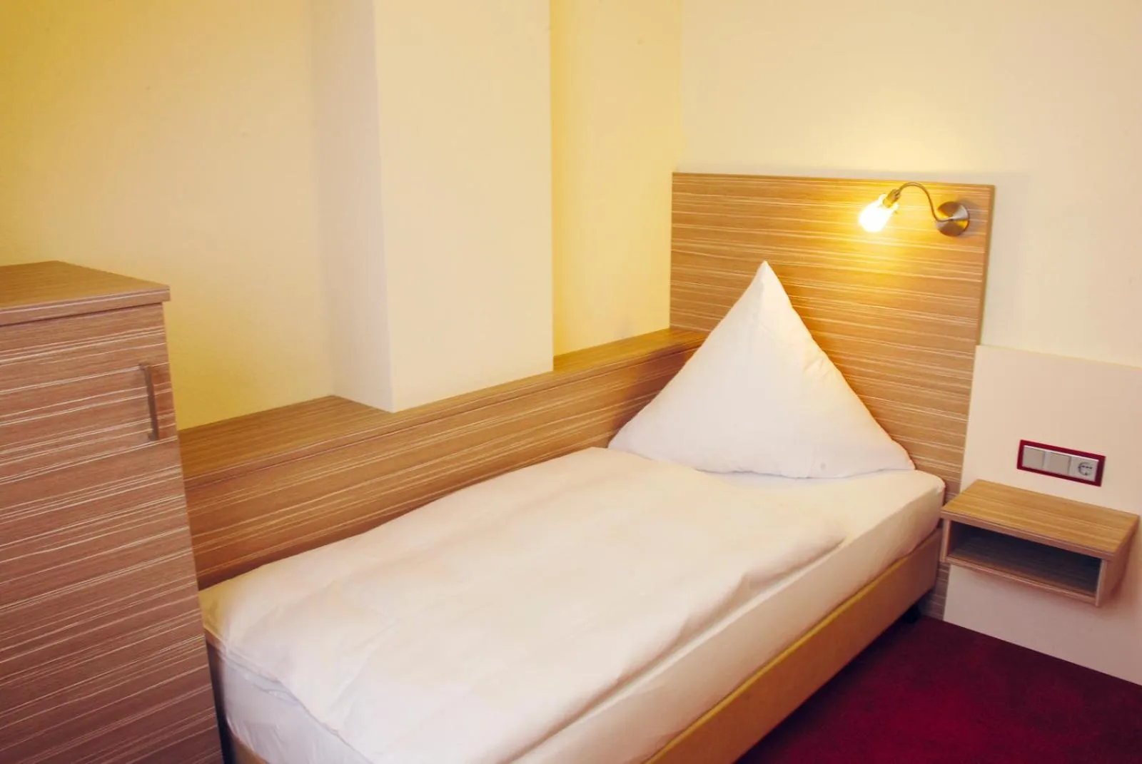 Decorative detail, Bed in Hotel Mühleneck