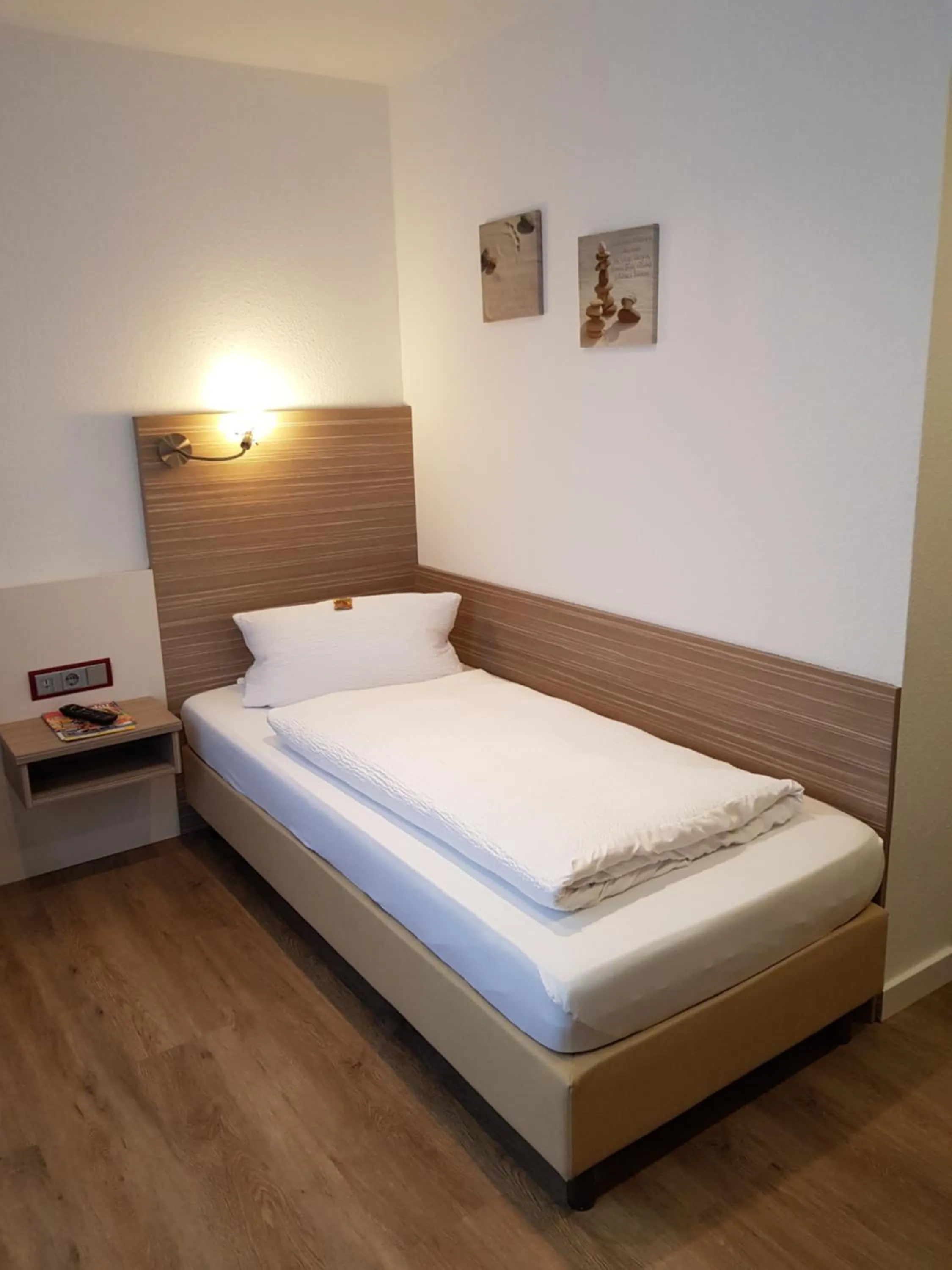 Bed in Hotel Mühleneck