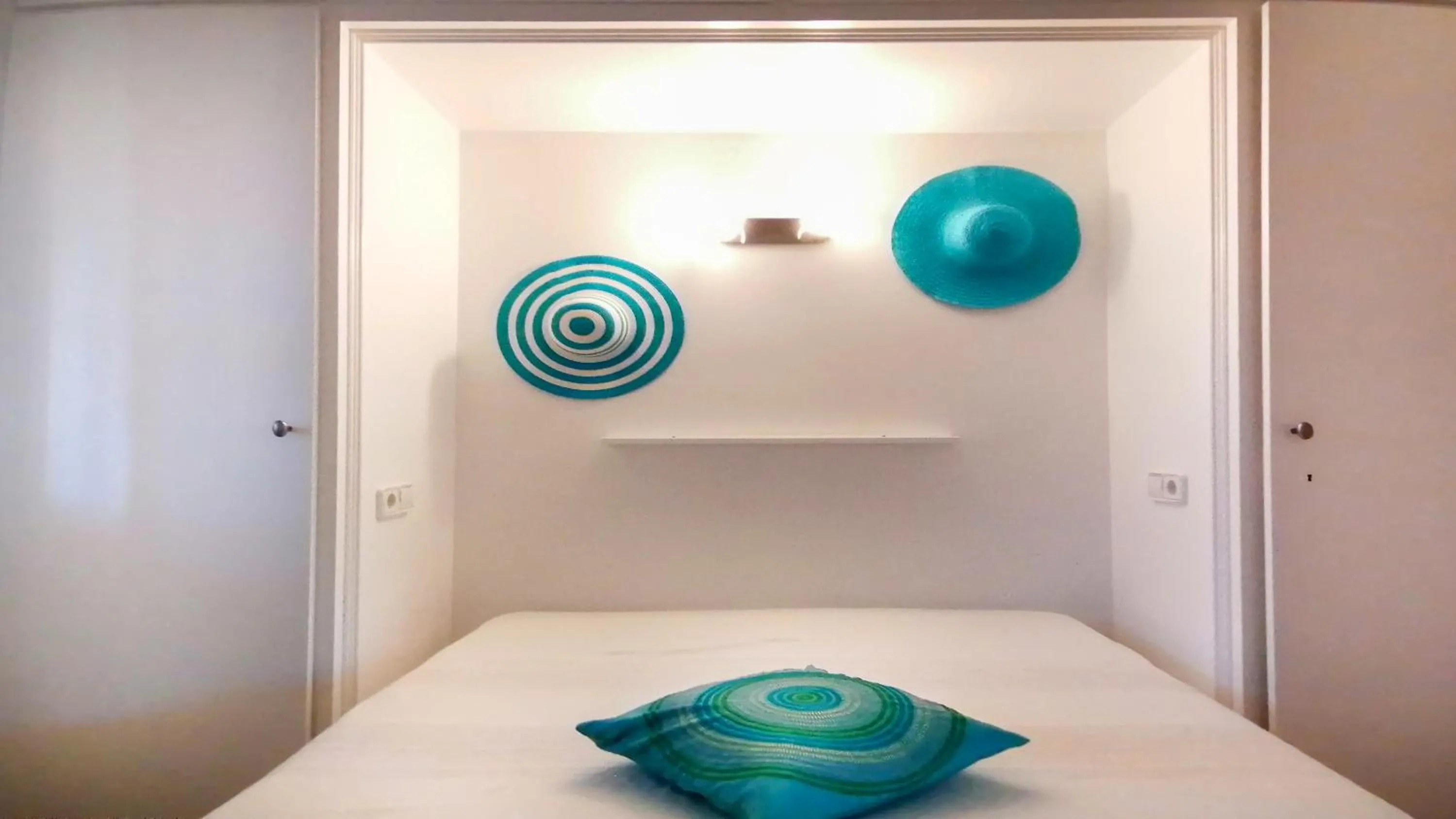 VACAY Apartamento Ibiza, piscina y relax! en la Costa brava, L'Escala!