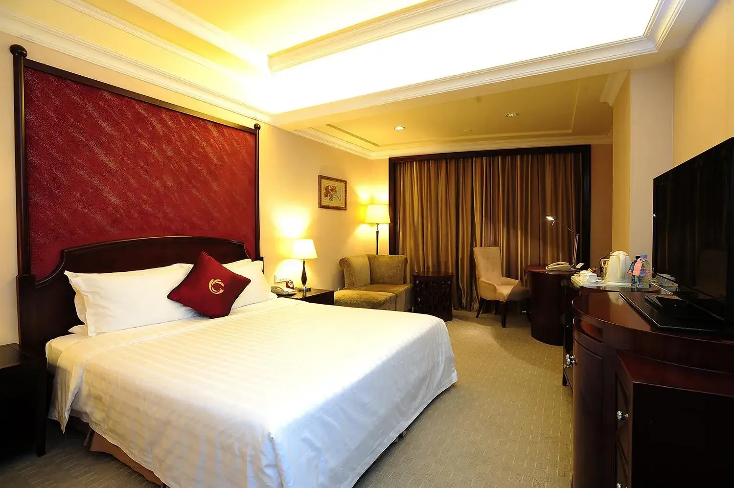 Bed in The Royal Marina Plaza Hotel Guangzhou Bed in The Royal Marina Plaza Hotel Guangzhou