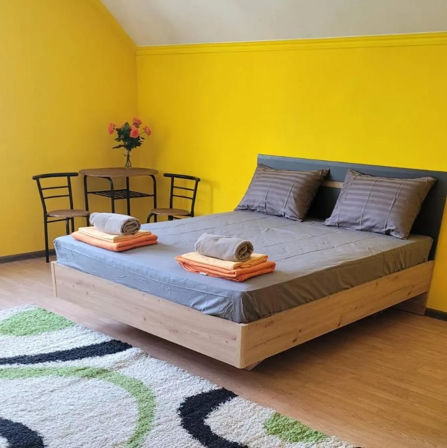 Bed in Like Home Hostel & TOURS