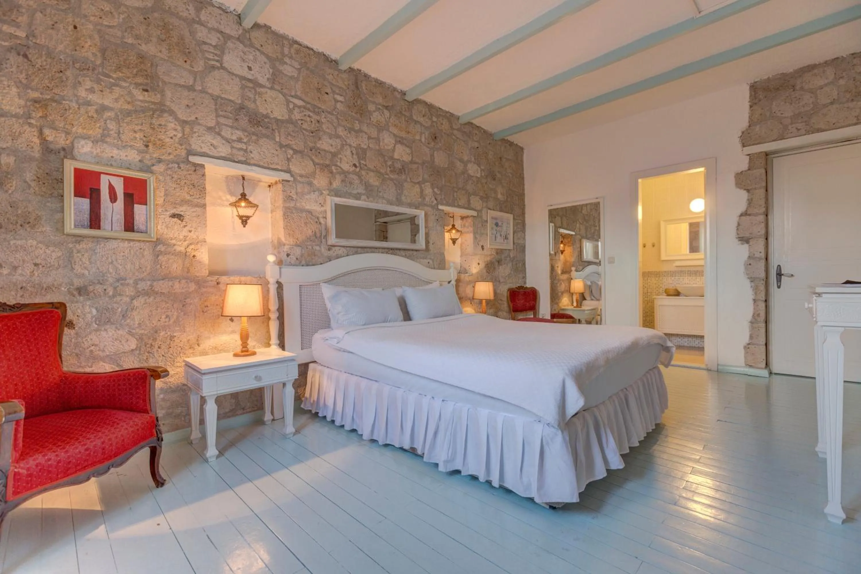 Bed in Beyazhan Hotel