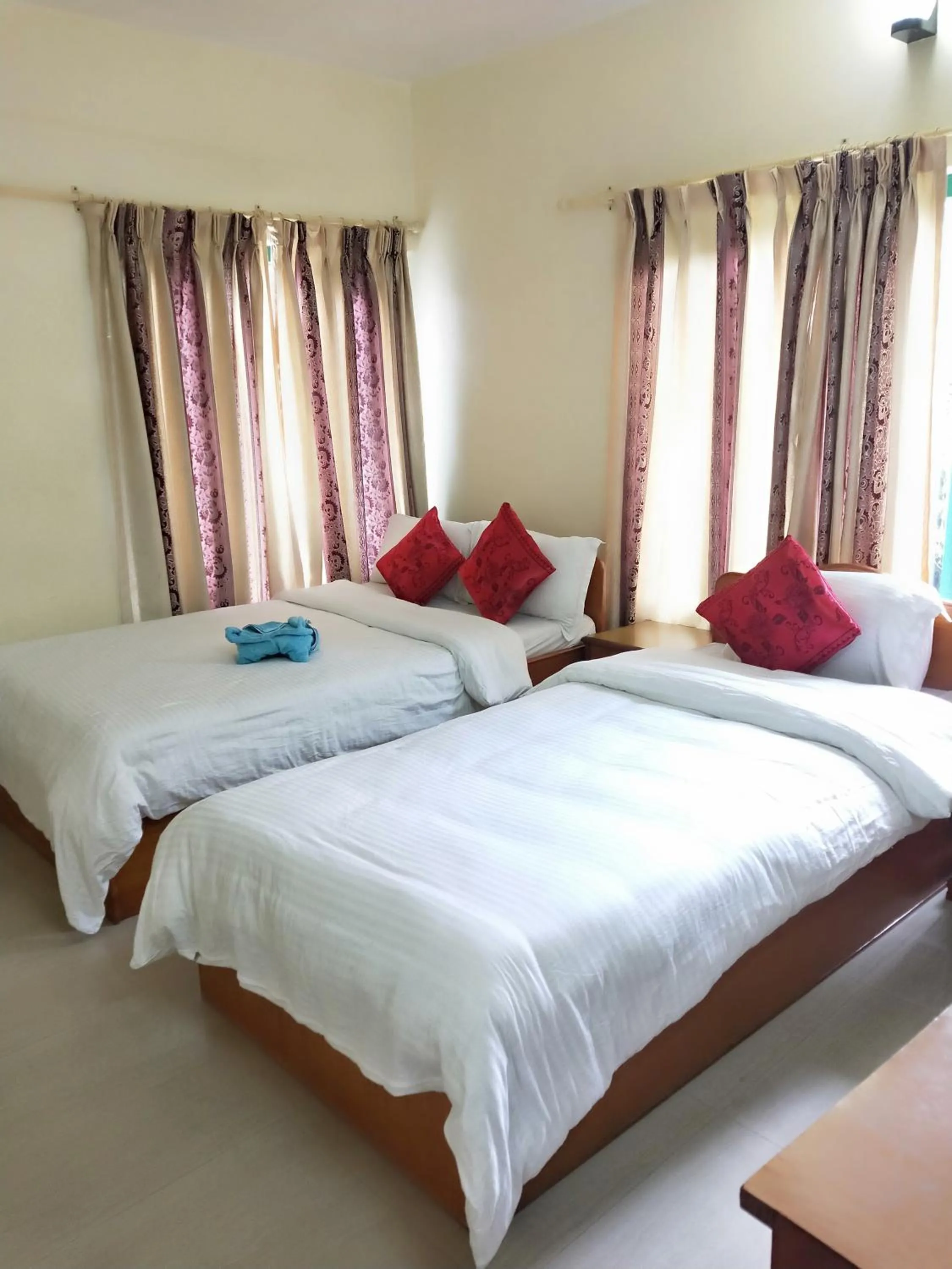 Deluxe Room in Hotel Noble Inn