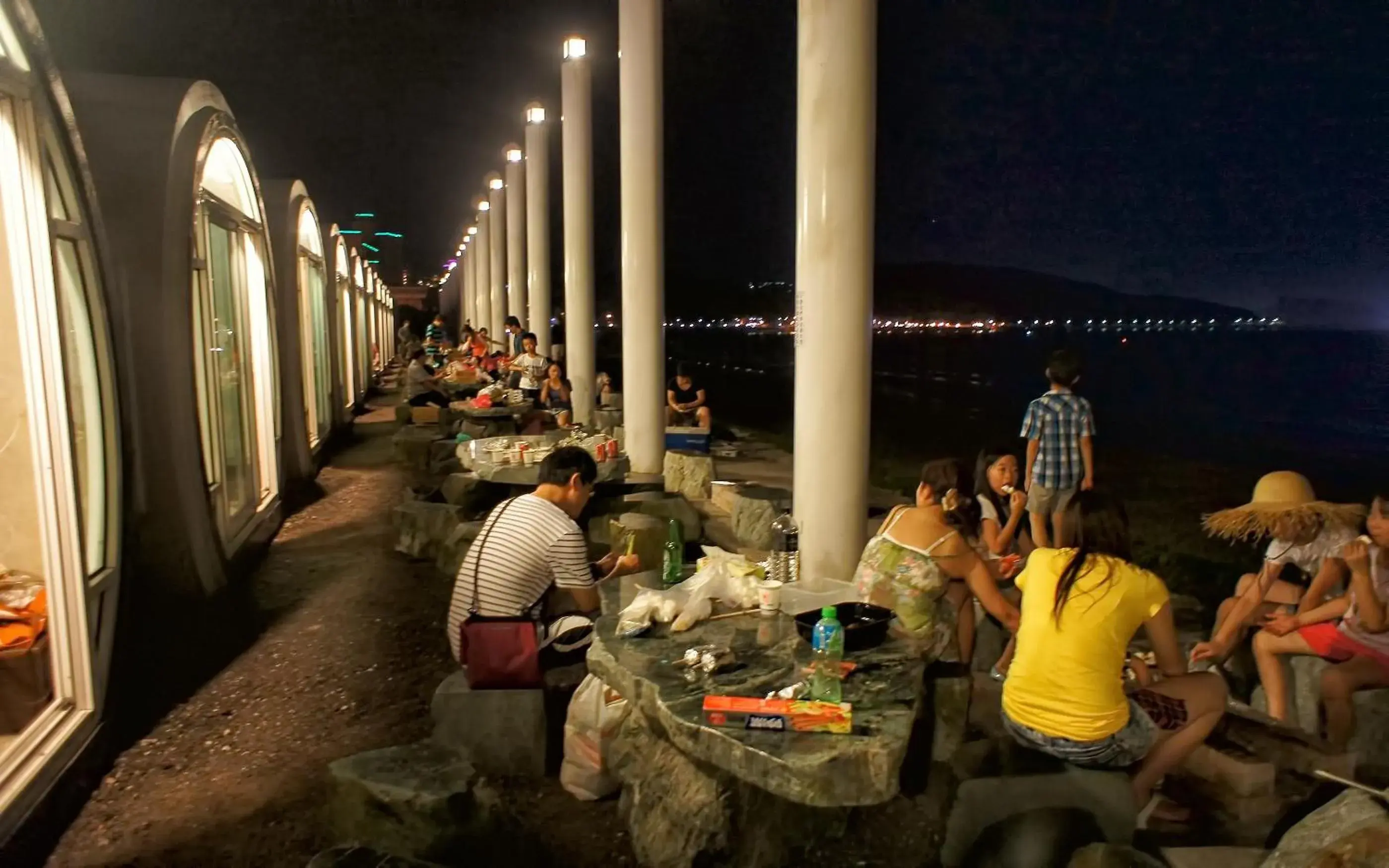 BBQ facilities, Restaurant/Places to Eat in White House Hot Spring Beach Resort