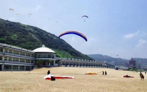 Sports in White House Hot Spring Beach Resort