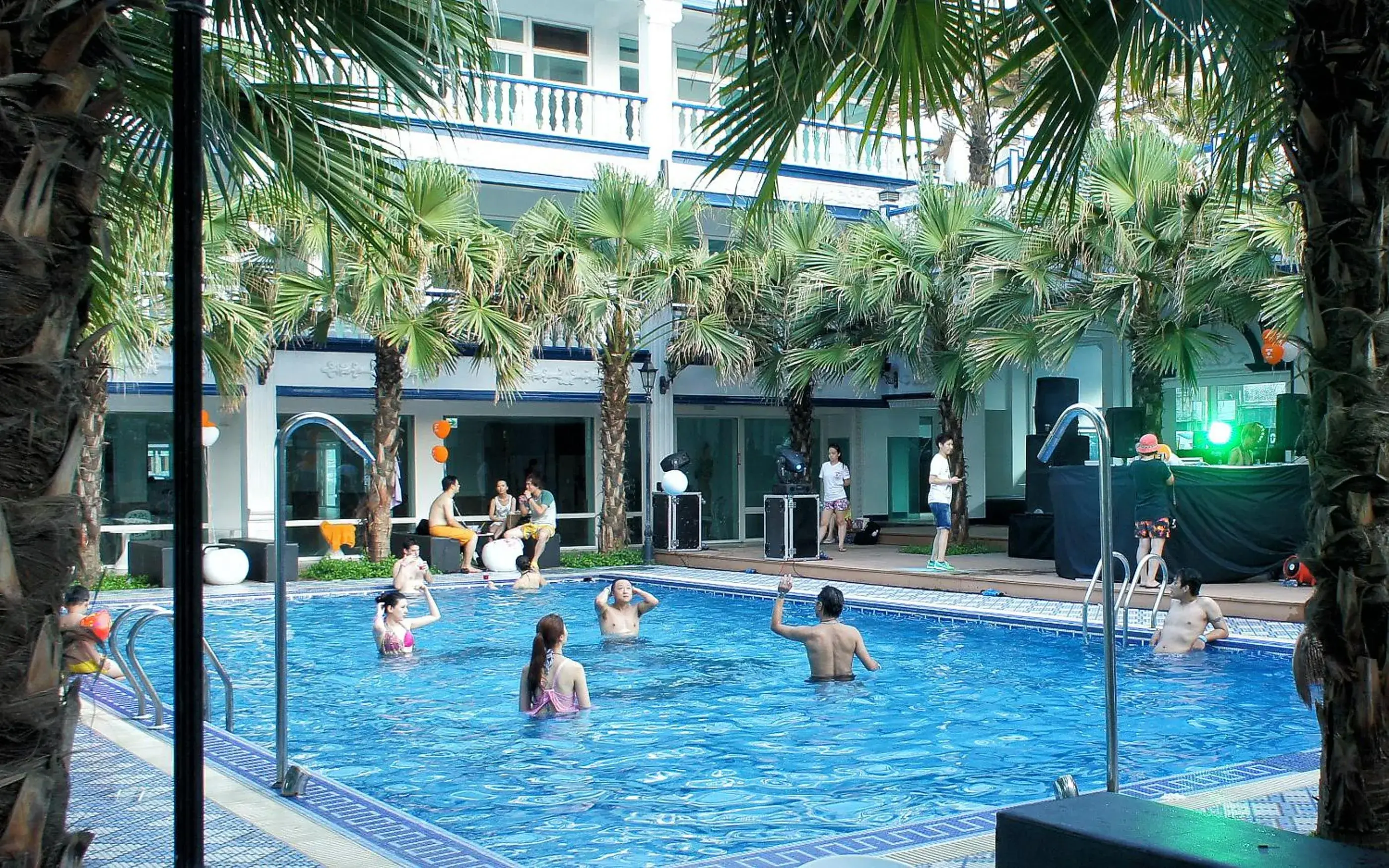 , Swimming Pool in White House Hot Spring Beach Resort