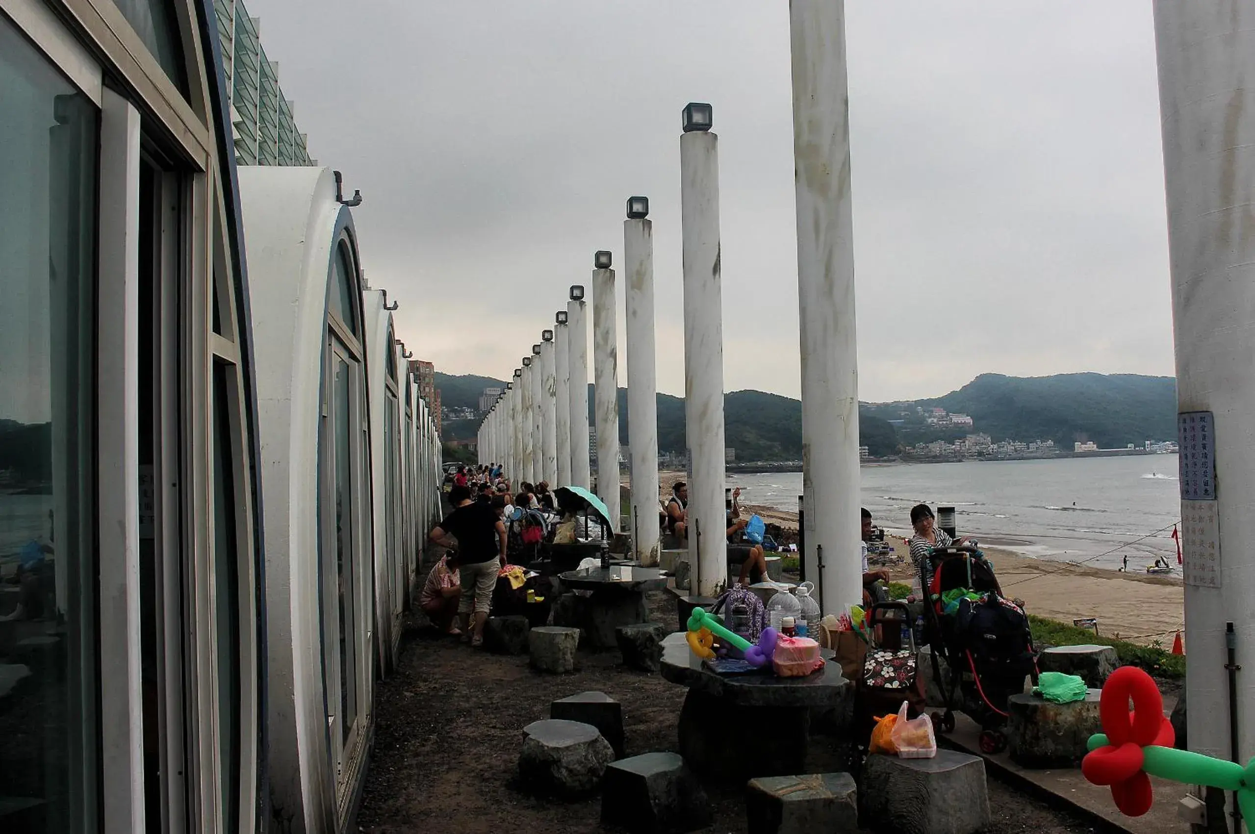 BBQ facilities in White House Hot Spring Beach Resort