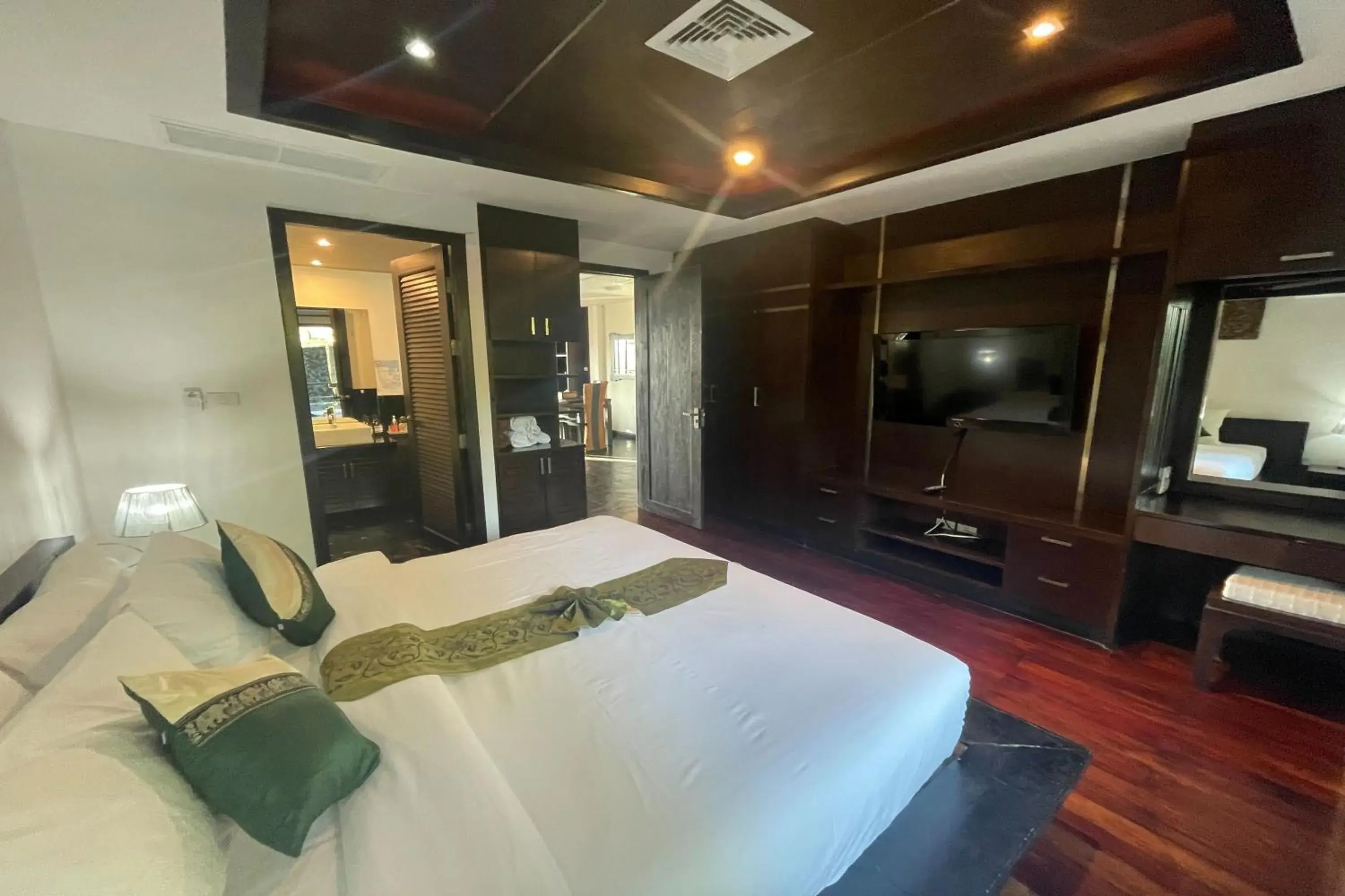 Double Room with Mountain View in Kamala Villa Hill Double Room with Mountain View in Kamala Villa Hill