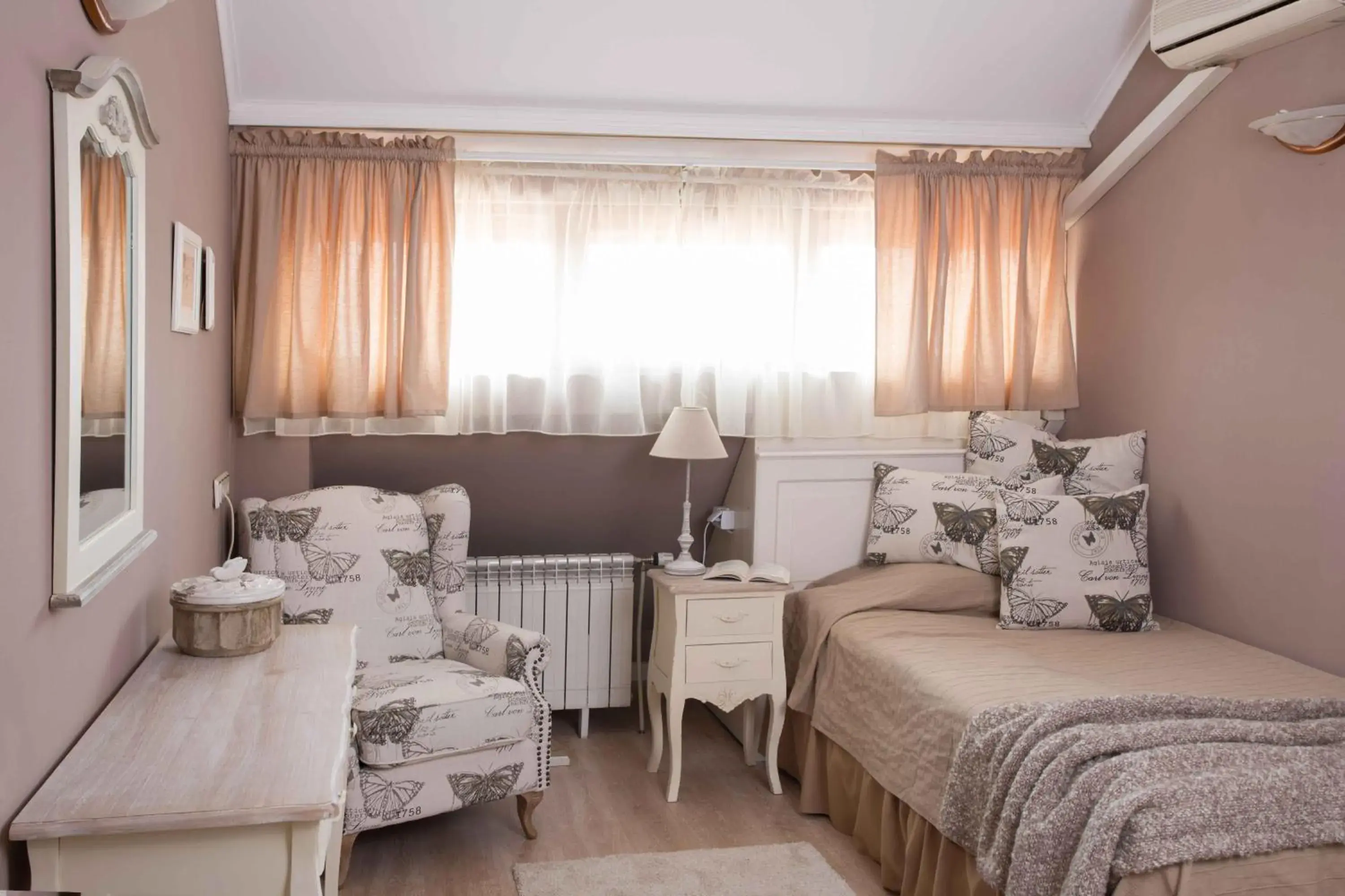 Single Room in Family hotel The Castle Single Room in Family hotel The Castle