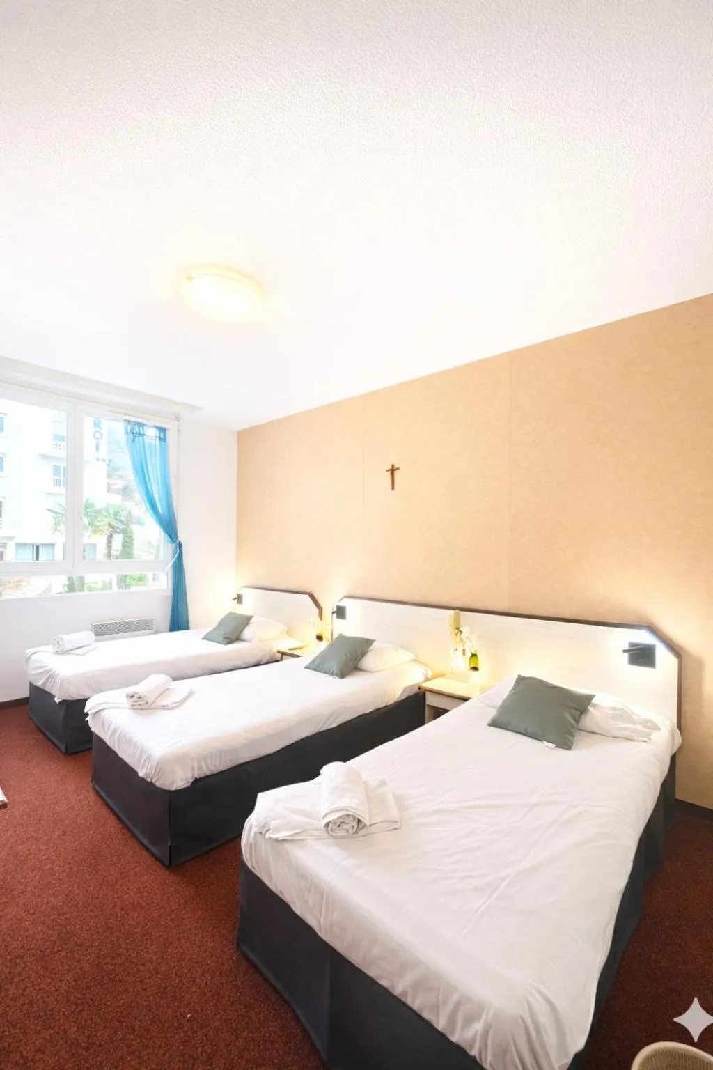 Photo of the whole room, Bed in Hôtel Myosotis