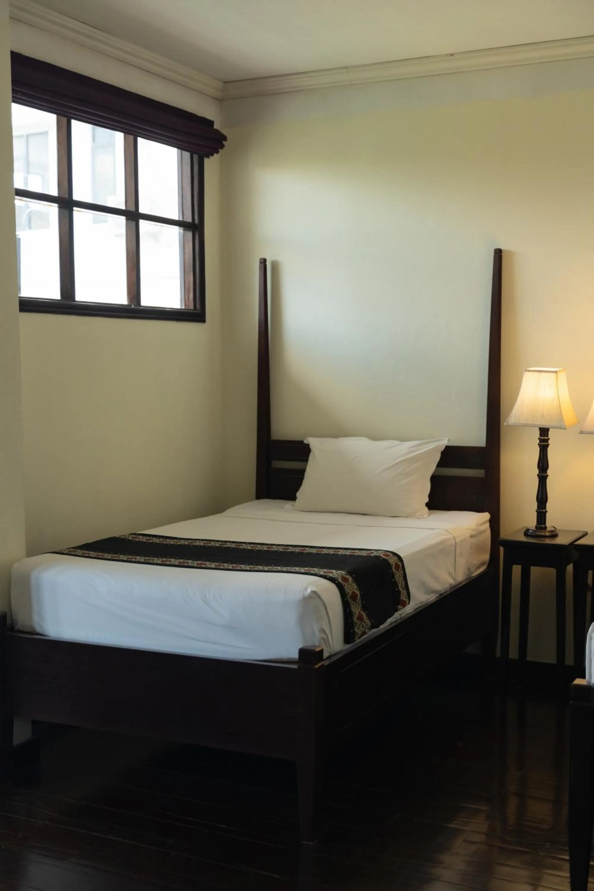 Bed in Hotel Khamvongsa