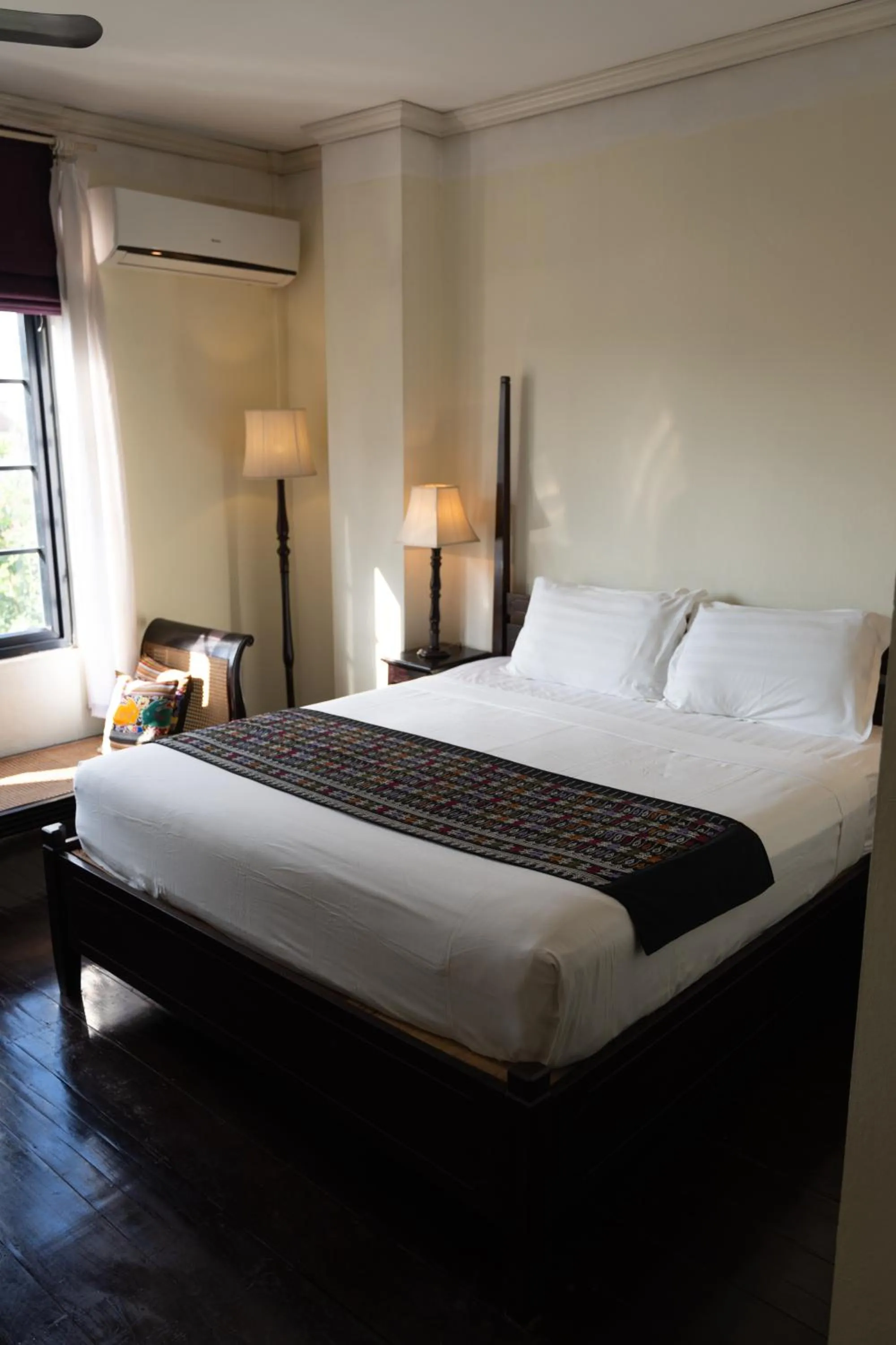 Bed in Hotel Khamvongsa