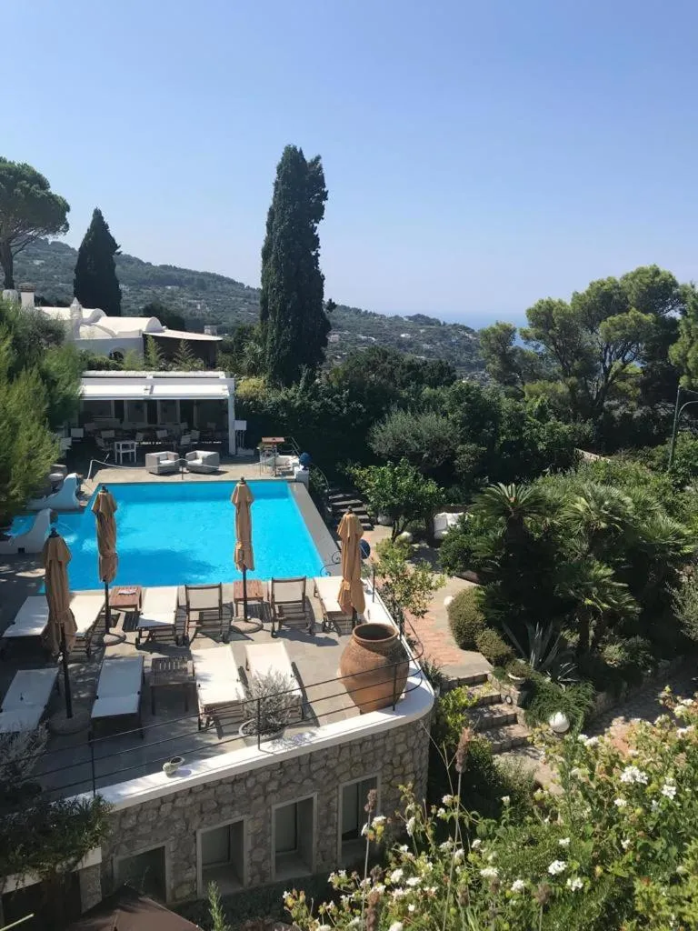 Facade/entrance in Hotel Orsa Maggiore