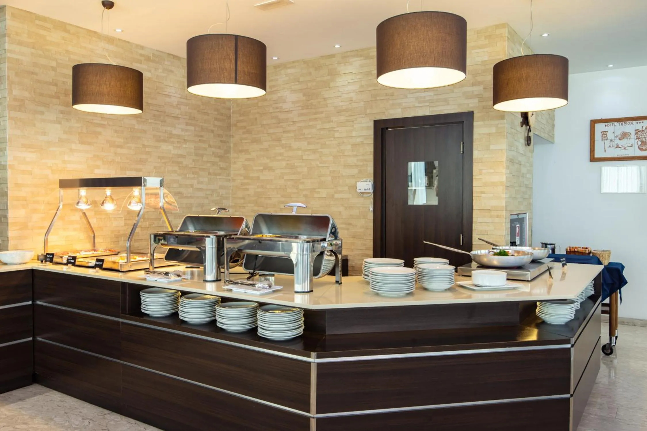 Restaurant/places to eat in Hotel Tabor