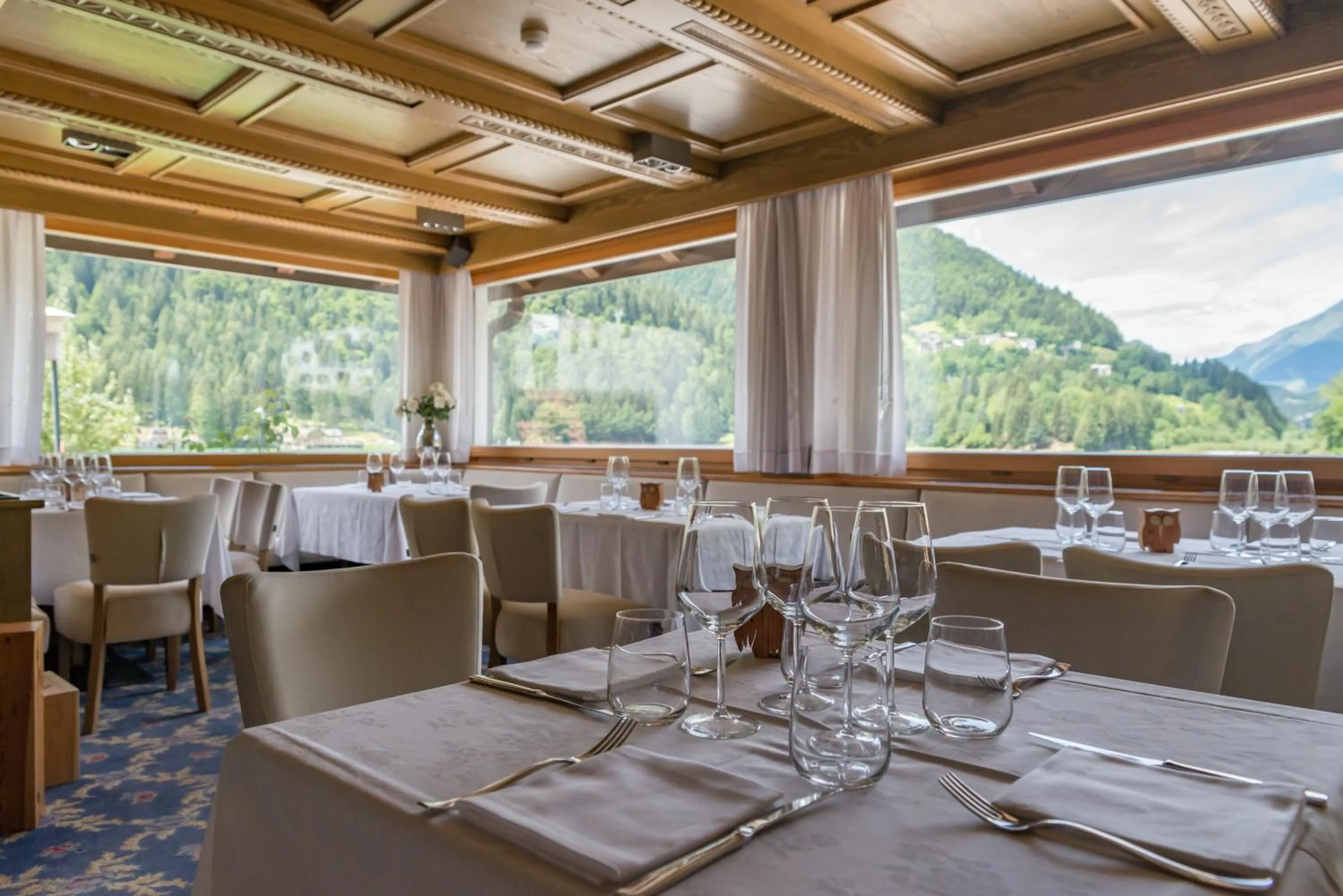 Restaurant/places to eat in Sporthotel Europa Sul Lago