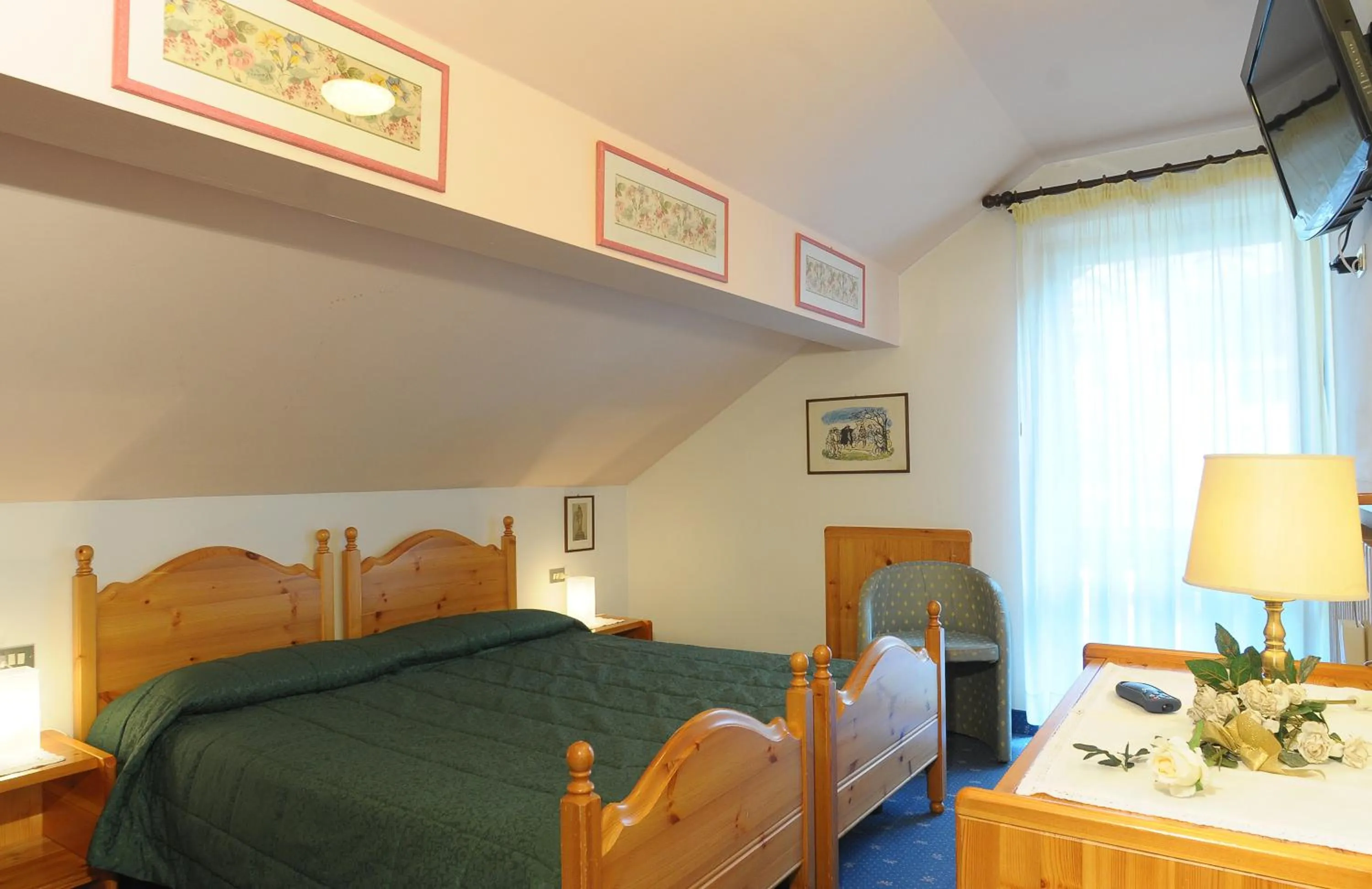 Day, Bed in Sporthotel Europa Sul Lago