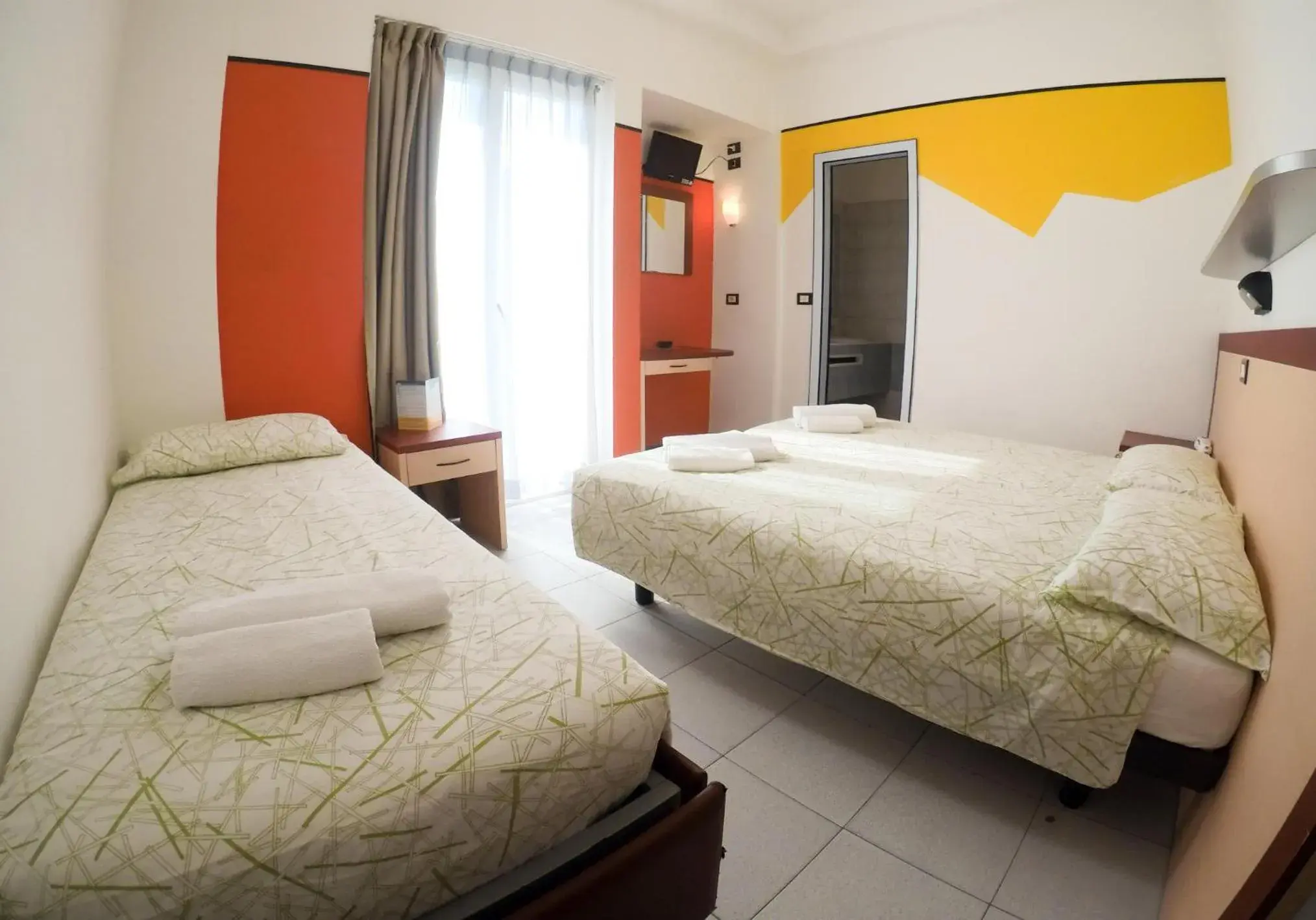 Triple Room in Hotel Elba Triple Room in Hotel Elba