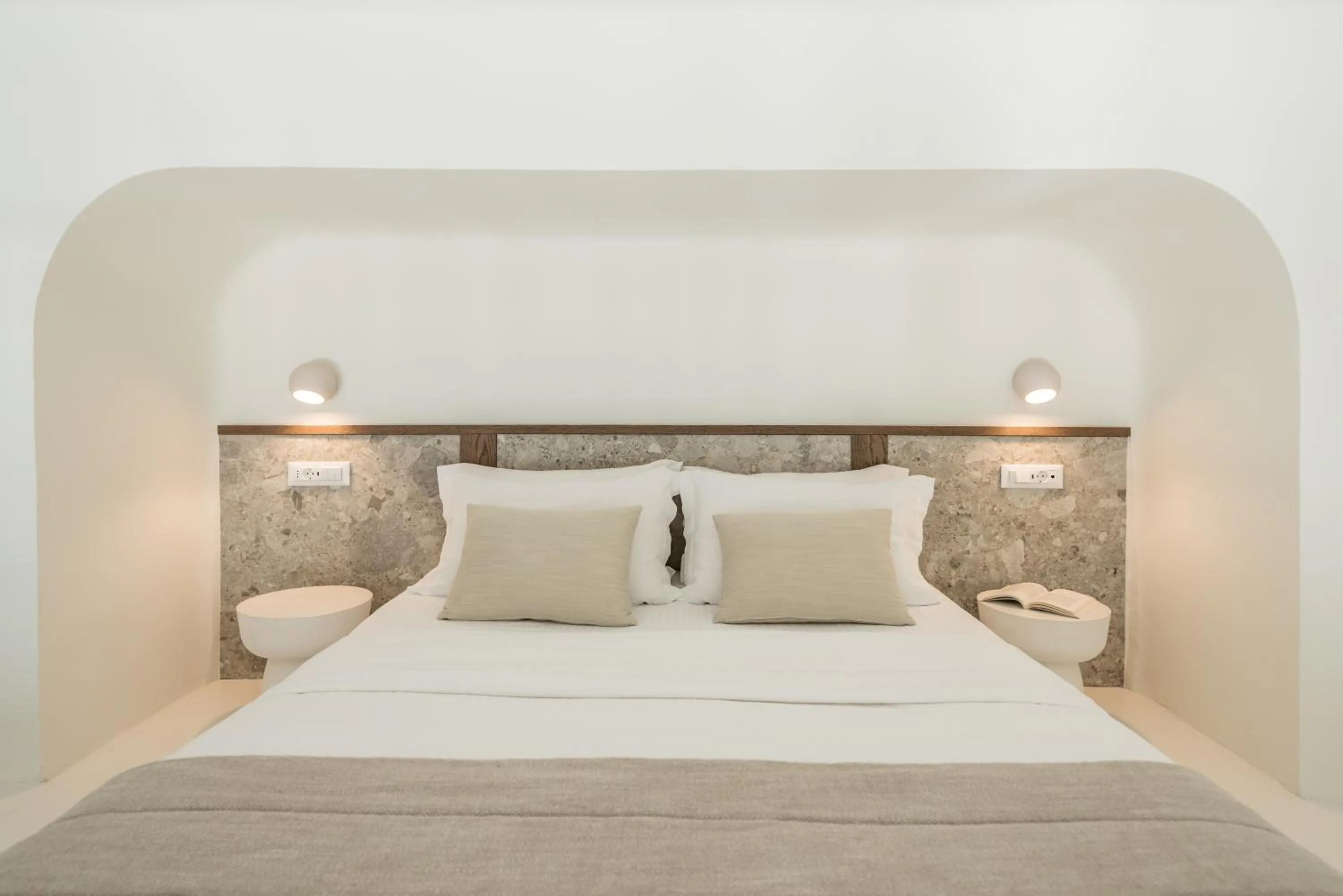 Bedroom, Bed in Enigma Suites