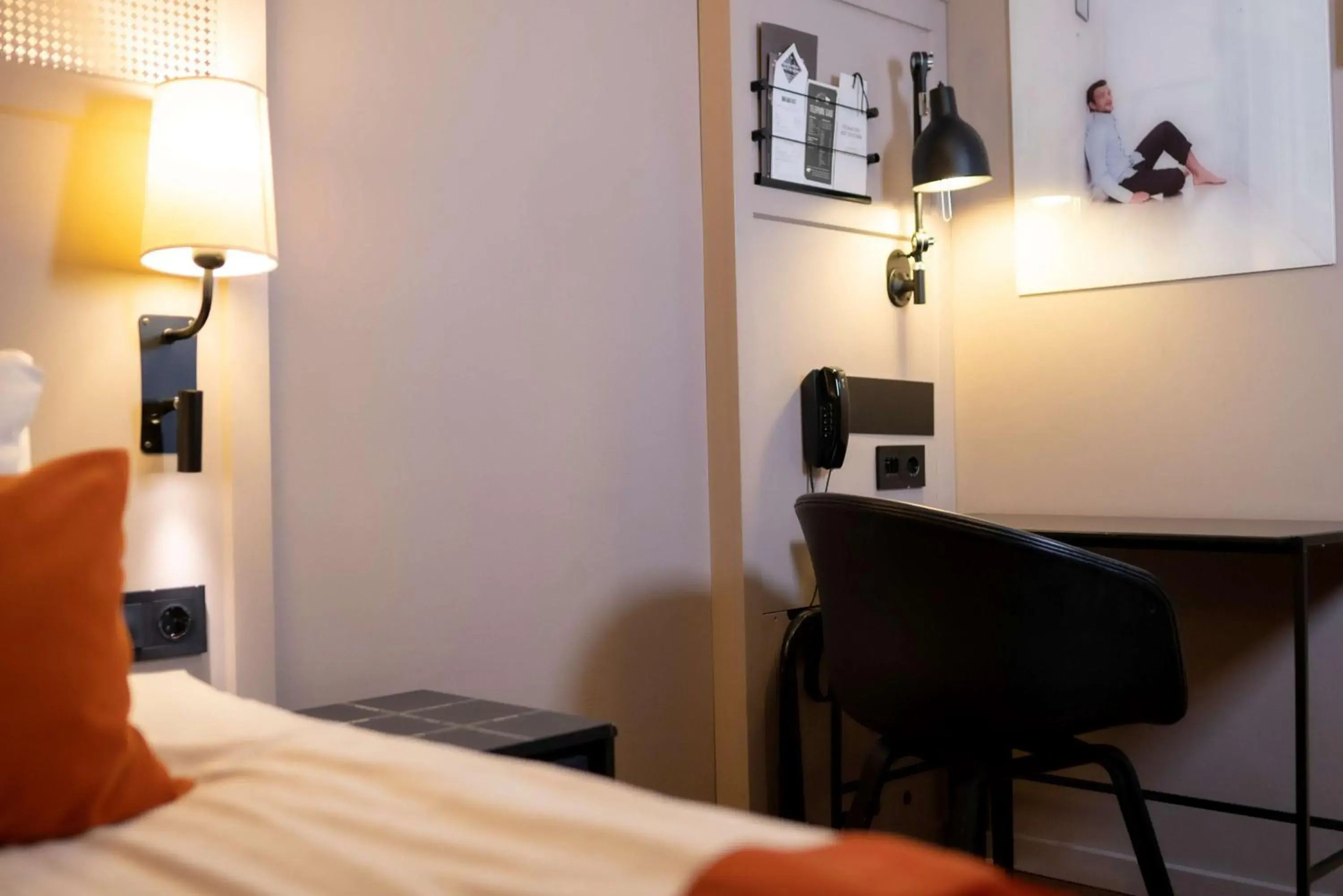 Bedroom, Bed in Scandic Grand Central Bedroom, Bed in Scandic Grand Central