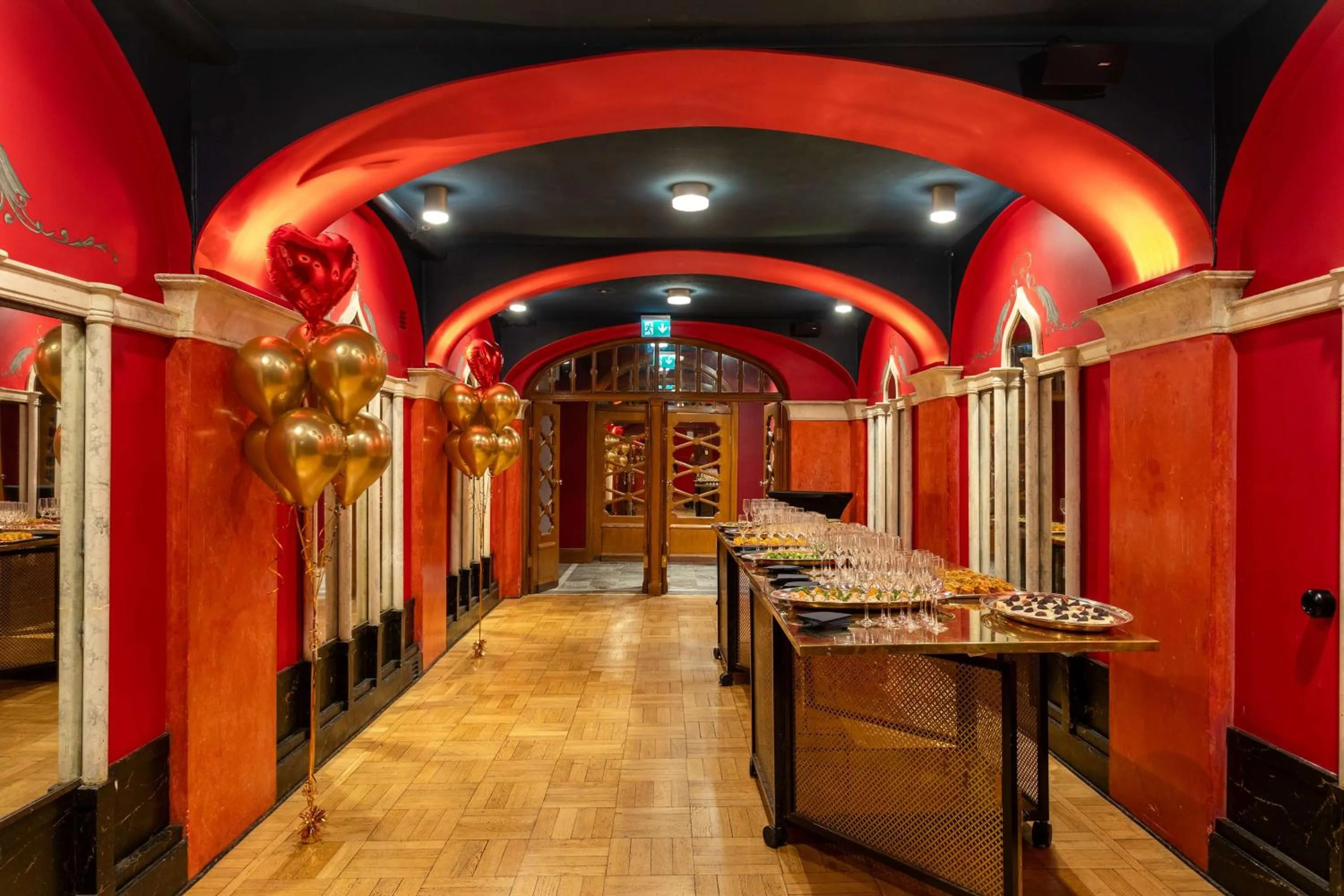 Lobby or reception in Scandic Grand Central