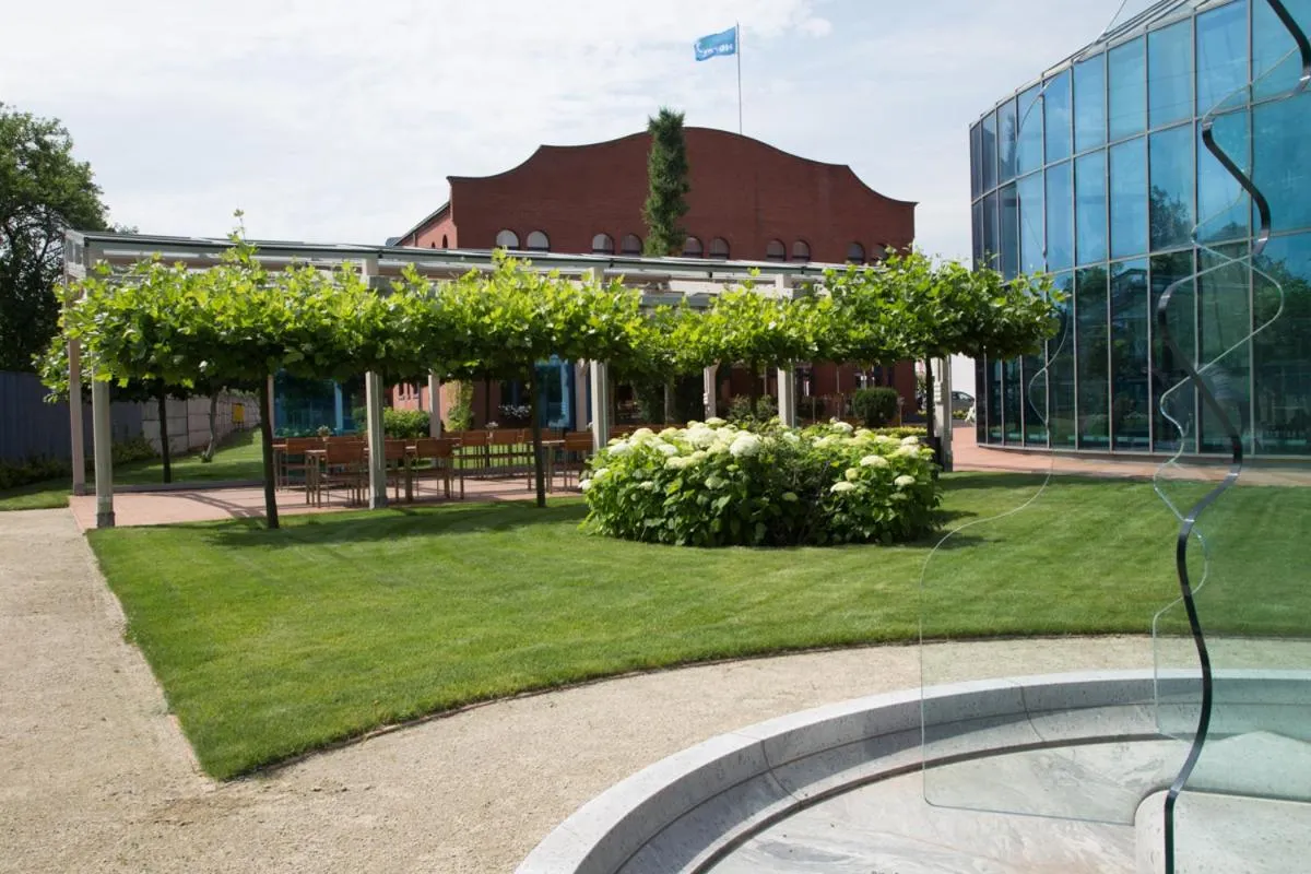 Property building in Glas-Hotel 4*