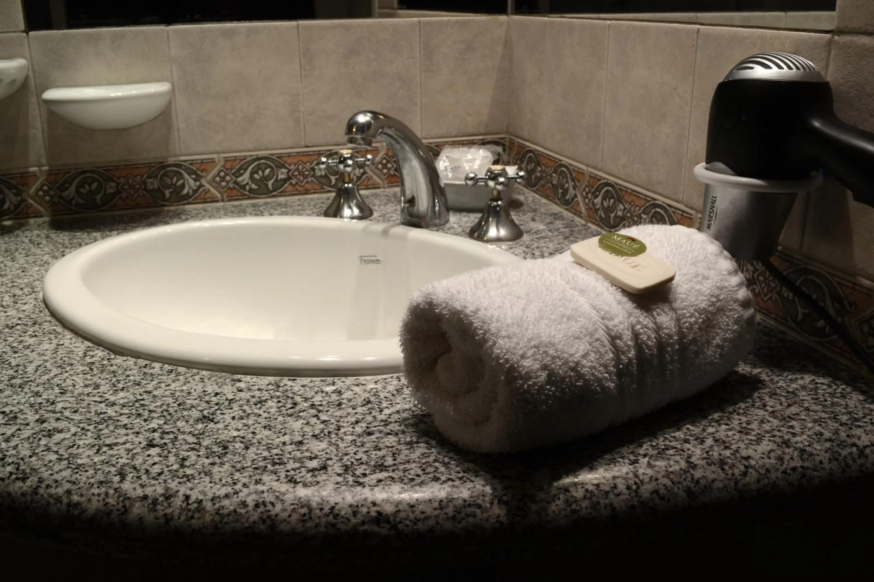 Bathroom in Apart Hotel Maue
