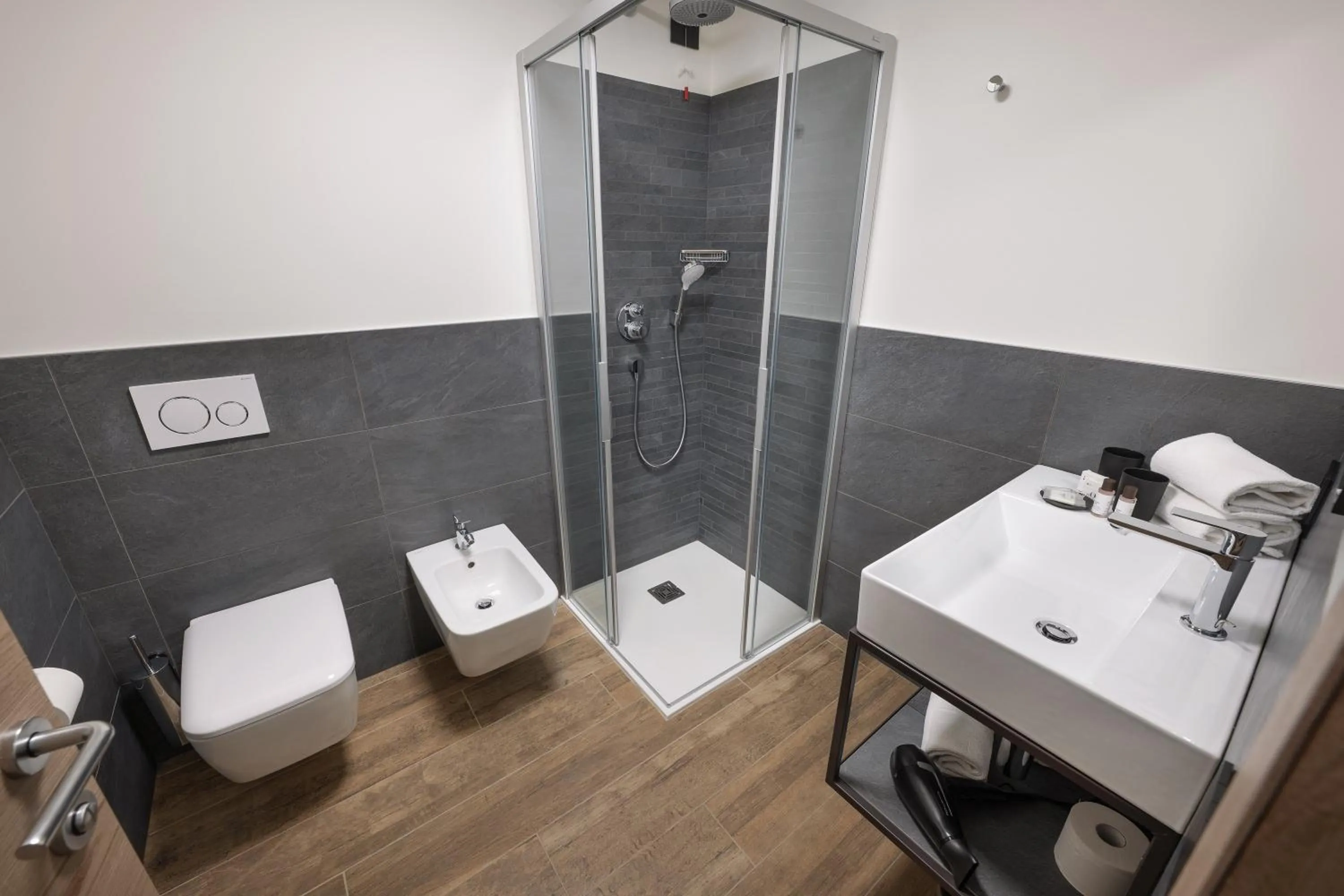 Bathroom in Hotel Loredana