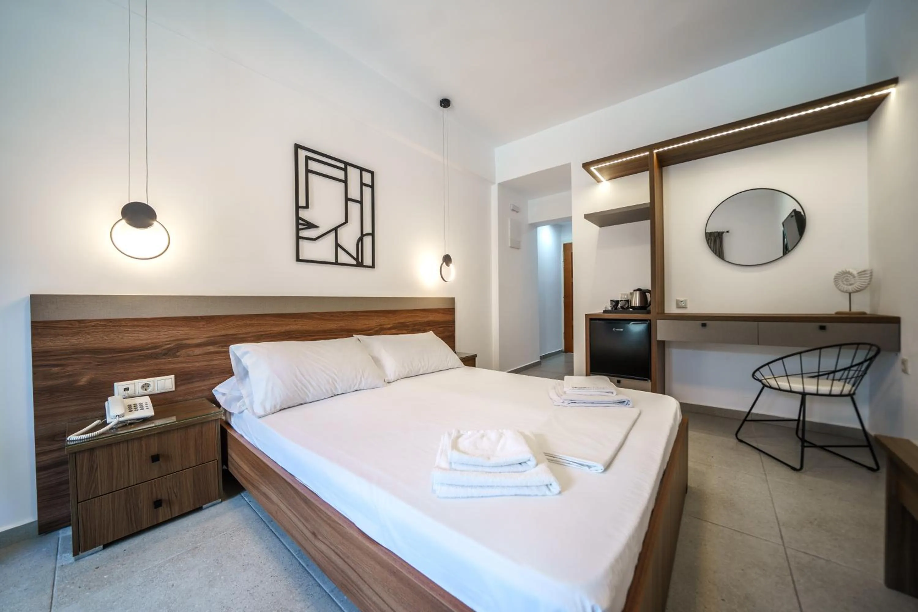 Property building, Bed in Amalia Apartments