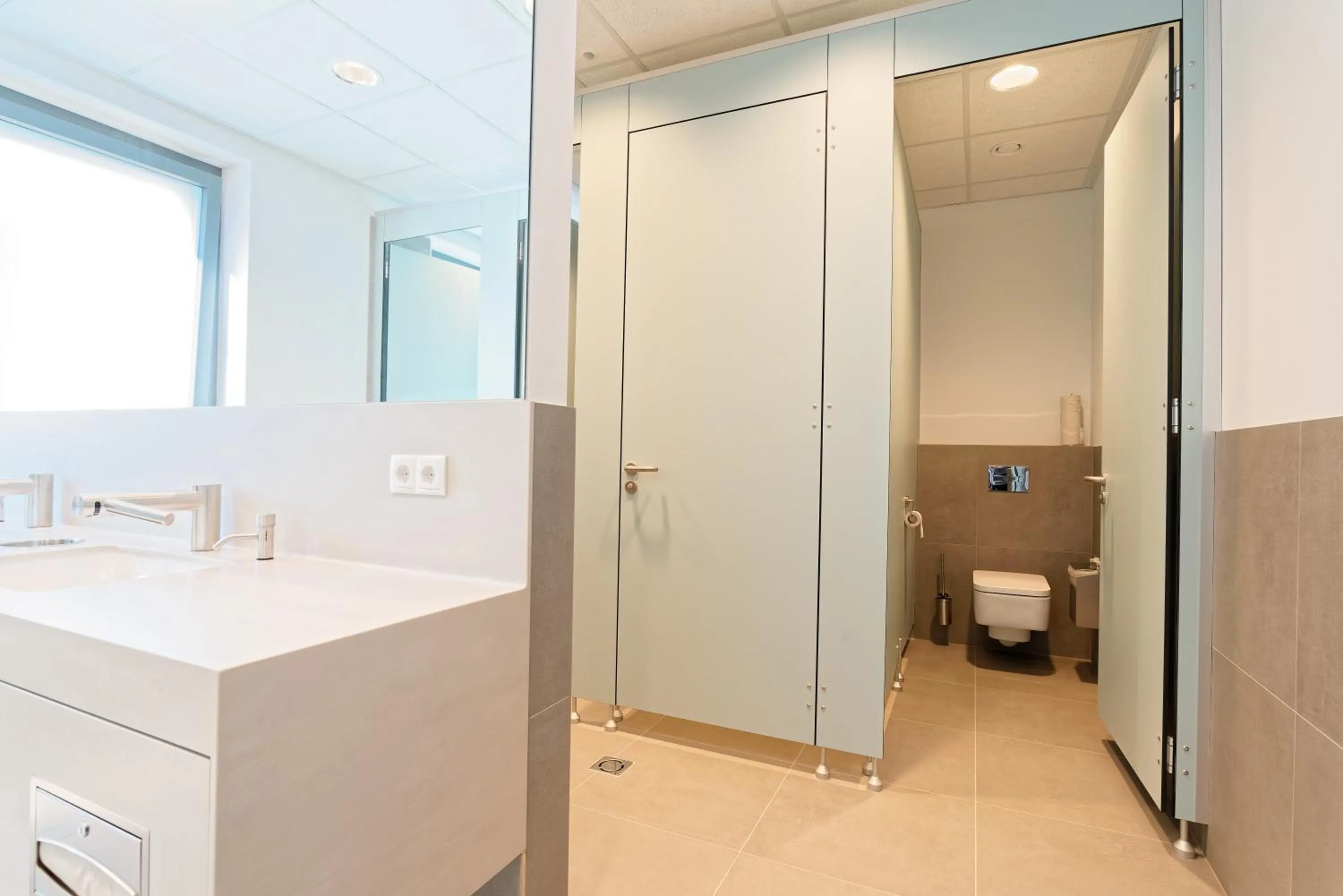 Bathroom in Jugendgästehaus Brigittenau &Brigittenau Youth Palace