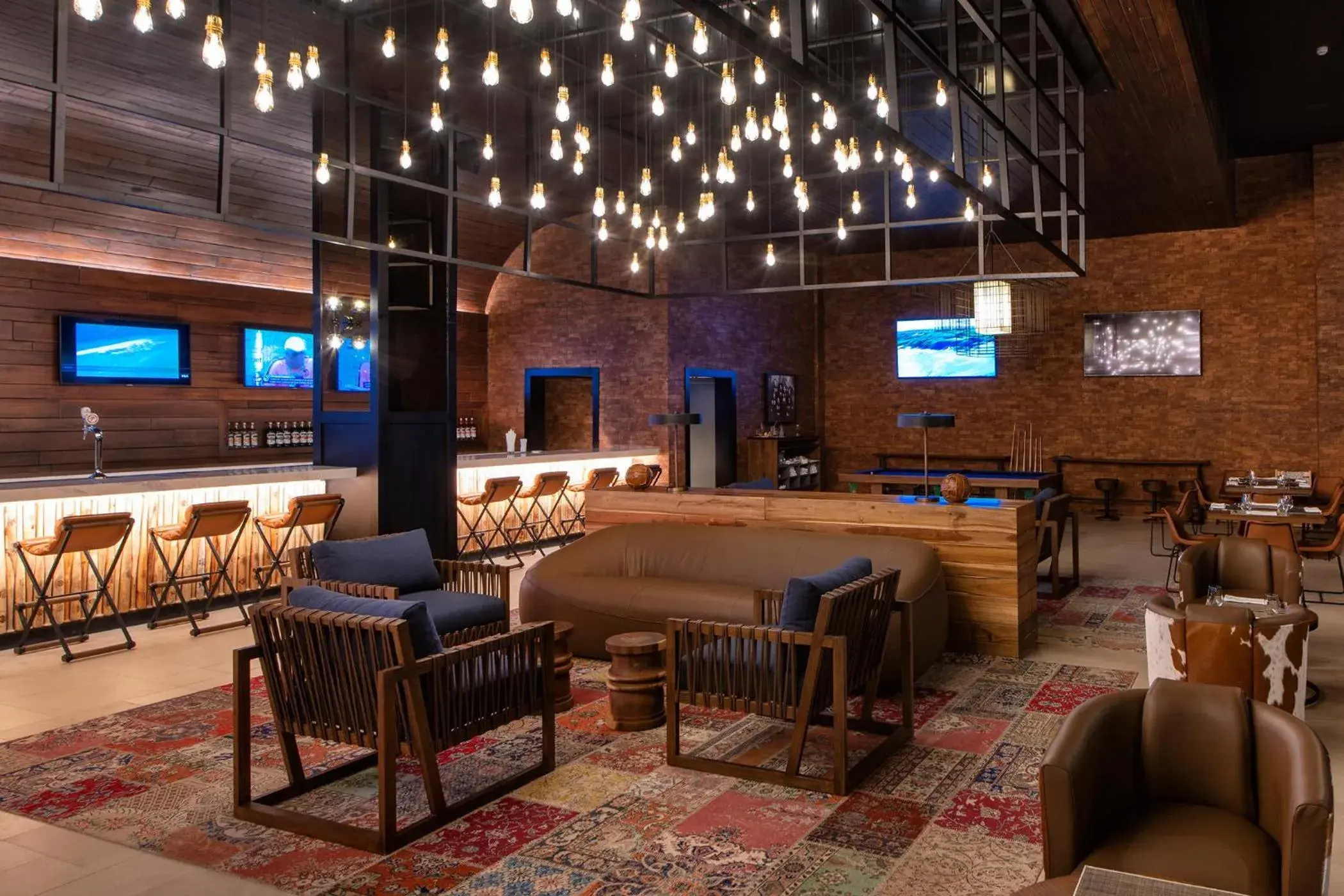 Lounge or bar in Adults Only Club at Lopesan Costa Bávaro Resort Lounge or bar in Adults Only Club at Lopesan Costa Bávaro Resort