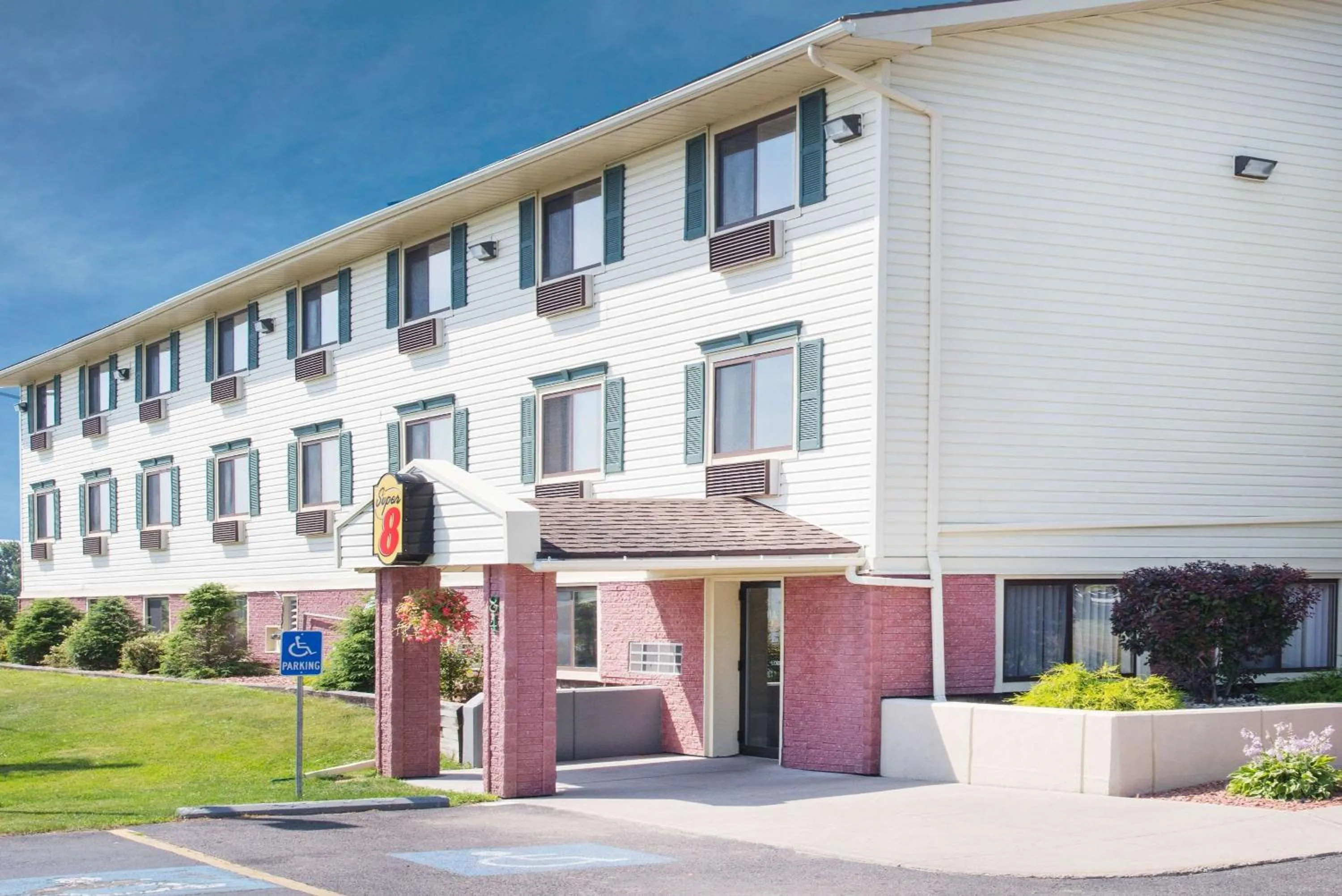 Property building in Super 8 by Wyndham Massena NY