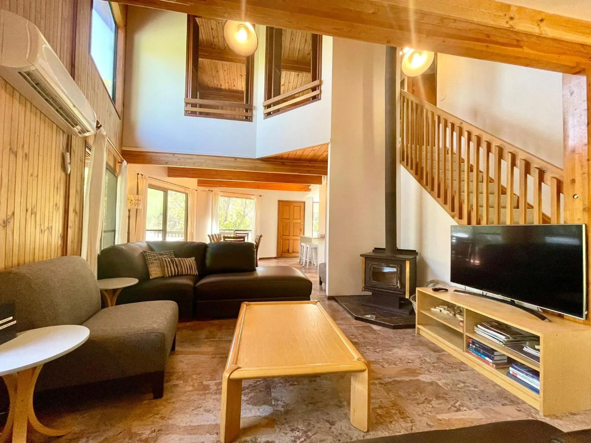Sublime Cedar Lodge Leura