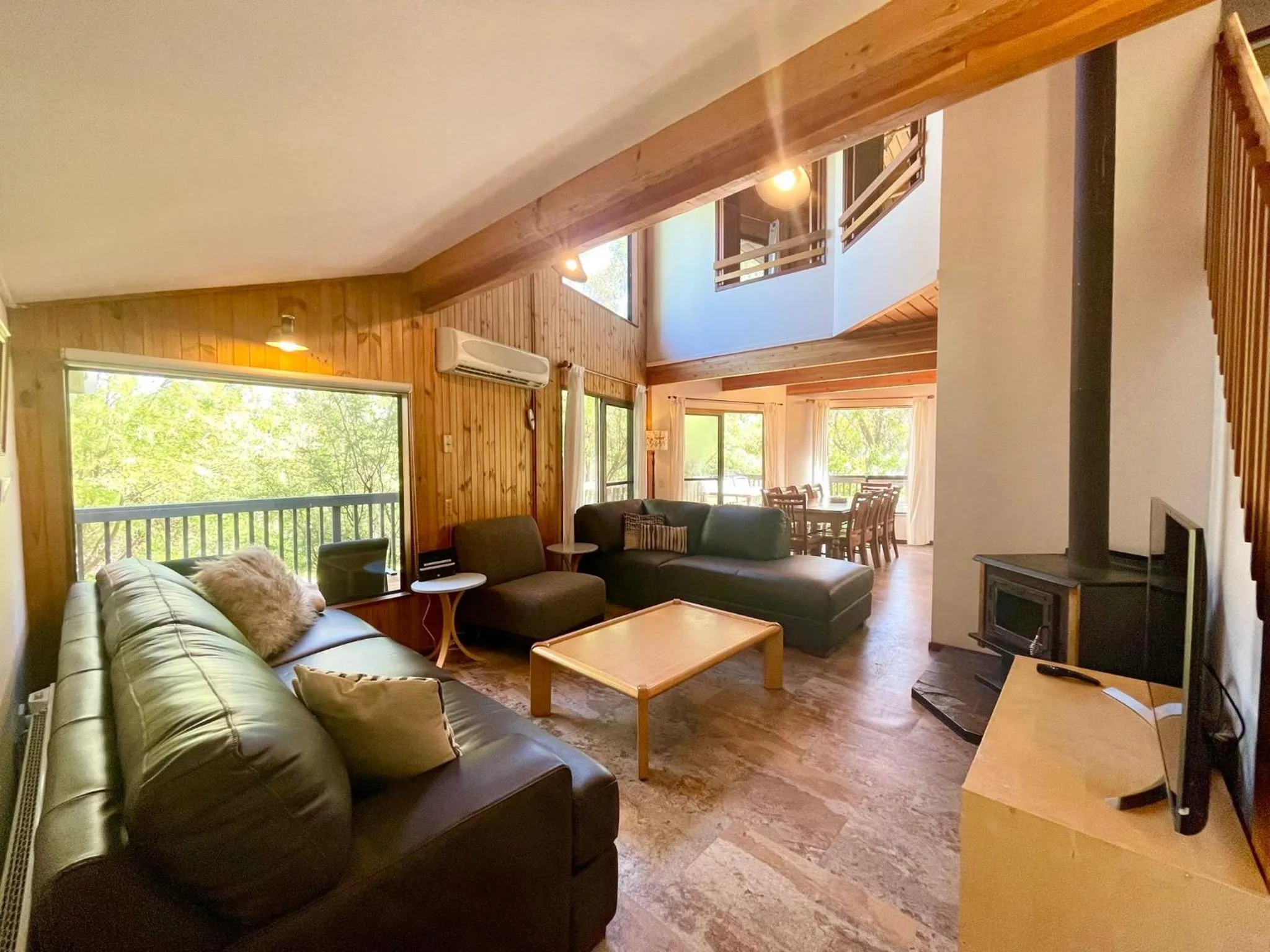 Sublime Cedar Lodge Leura